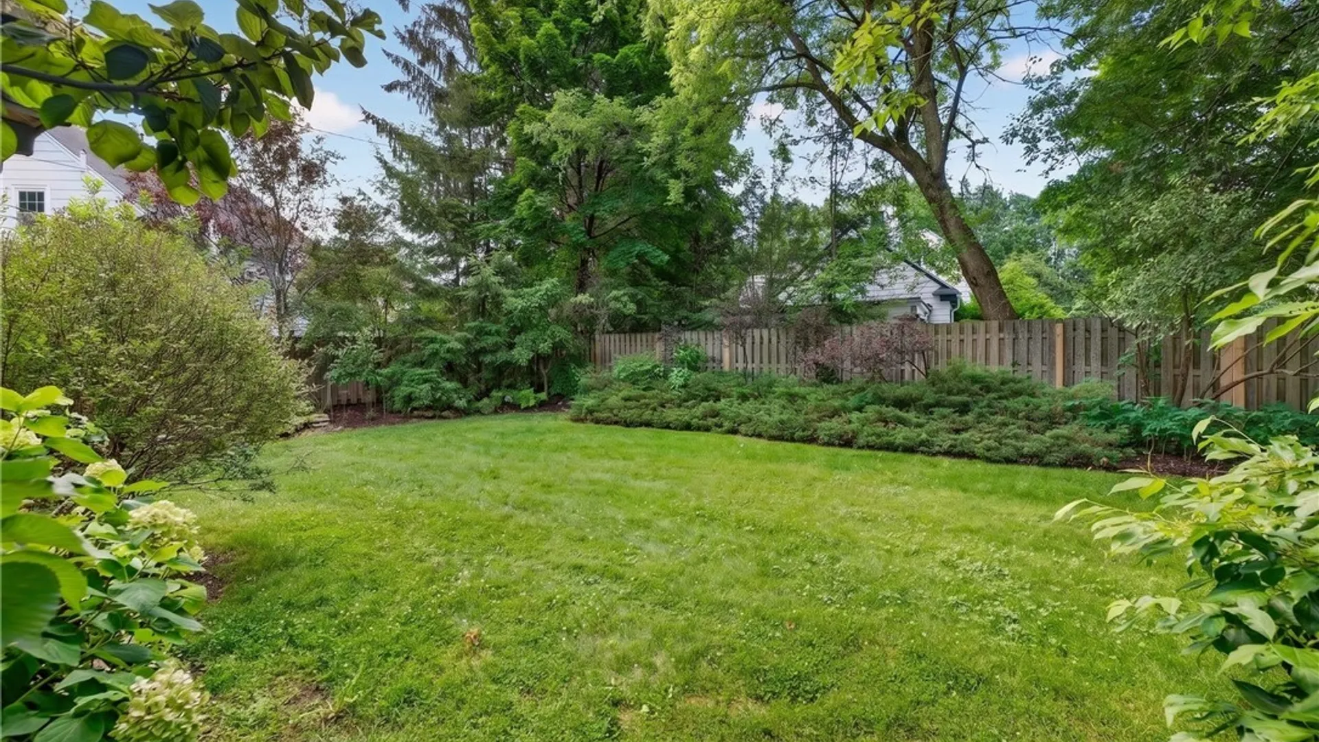 Property at 100 Shirley Road, Syracuse, NY 13224 4