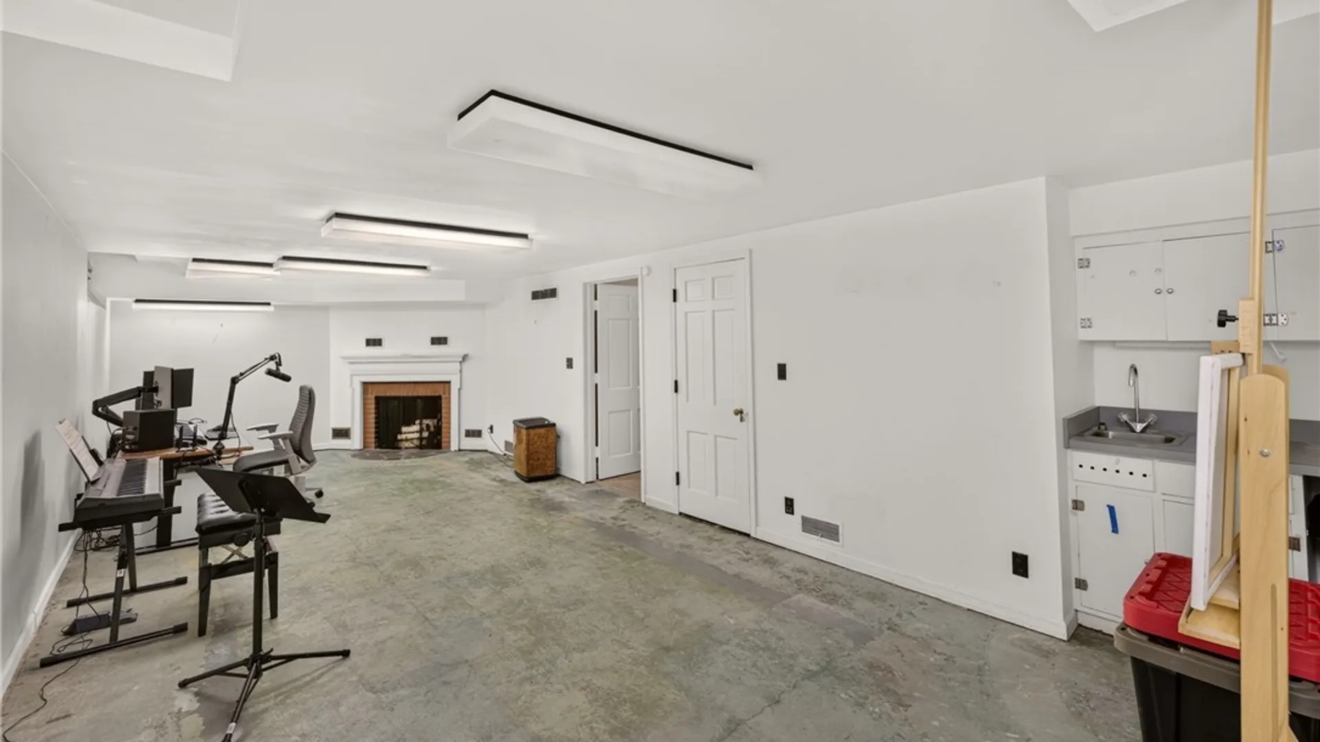 Property at 100 Shirley Road, Syracuse, NY 13224 40