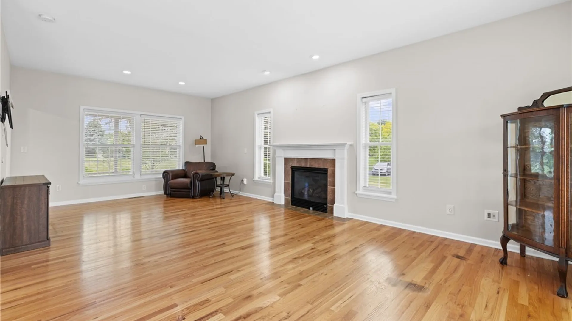 Property at 118 Snowflake Circle, Camillus, NY 13031 16