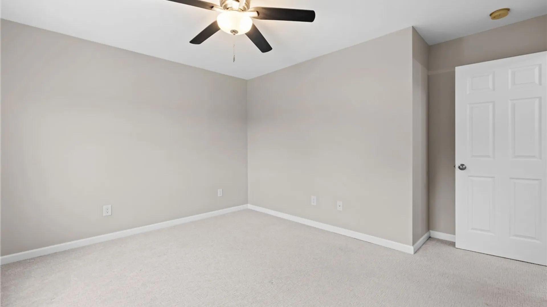 Property at 118 Snowflake Circle, Camillus, NY 13031 27