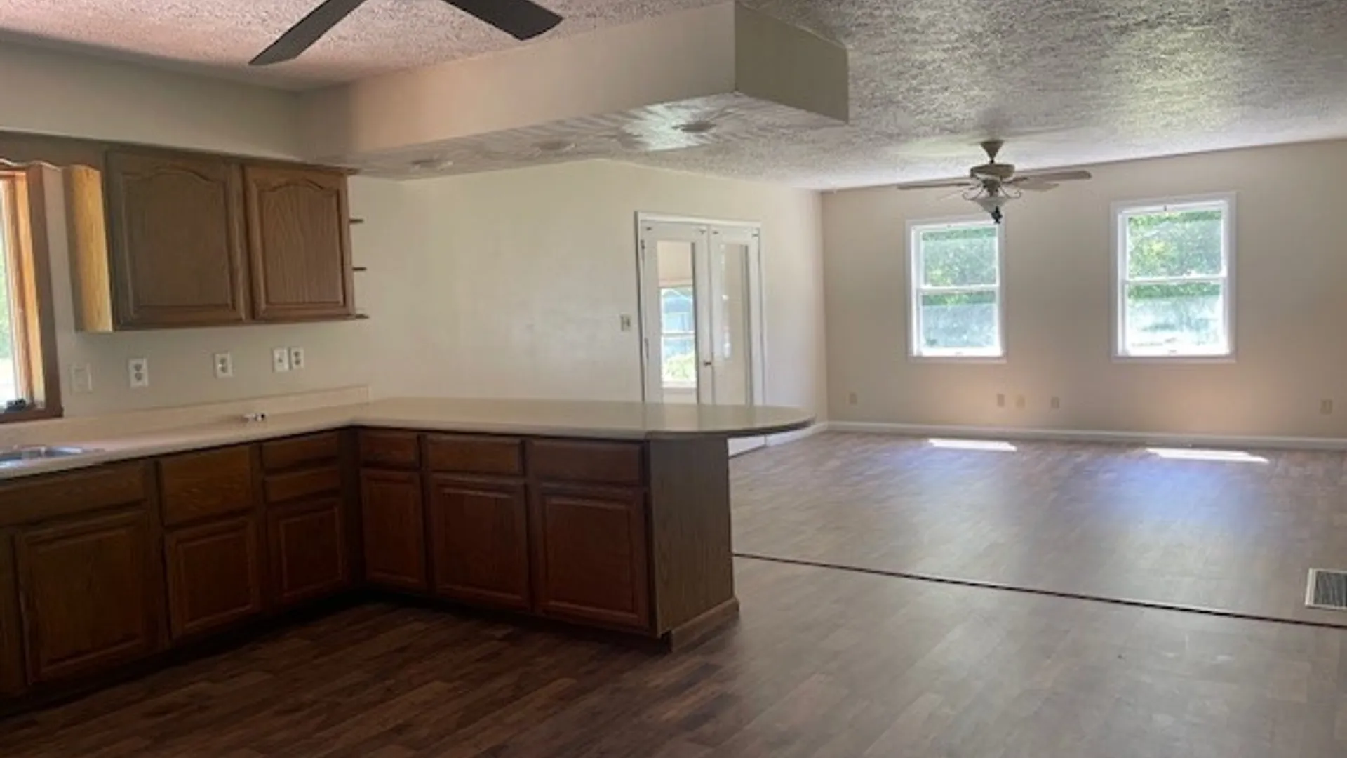 Property at 1006 Silk Road, Volney, NY 13069 39