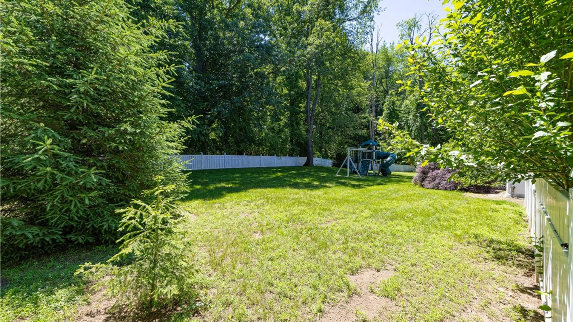 Property at 612 Wild Mallard, Webster, NY 14580 8