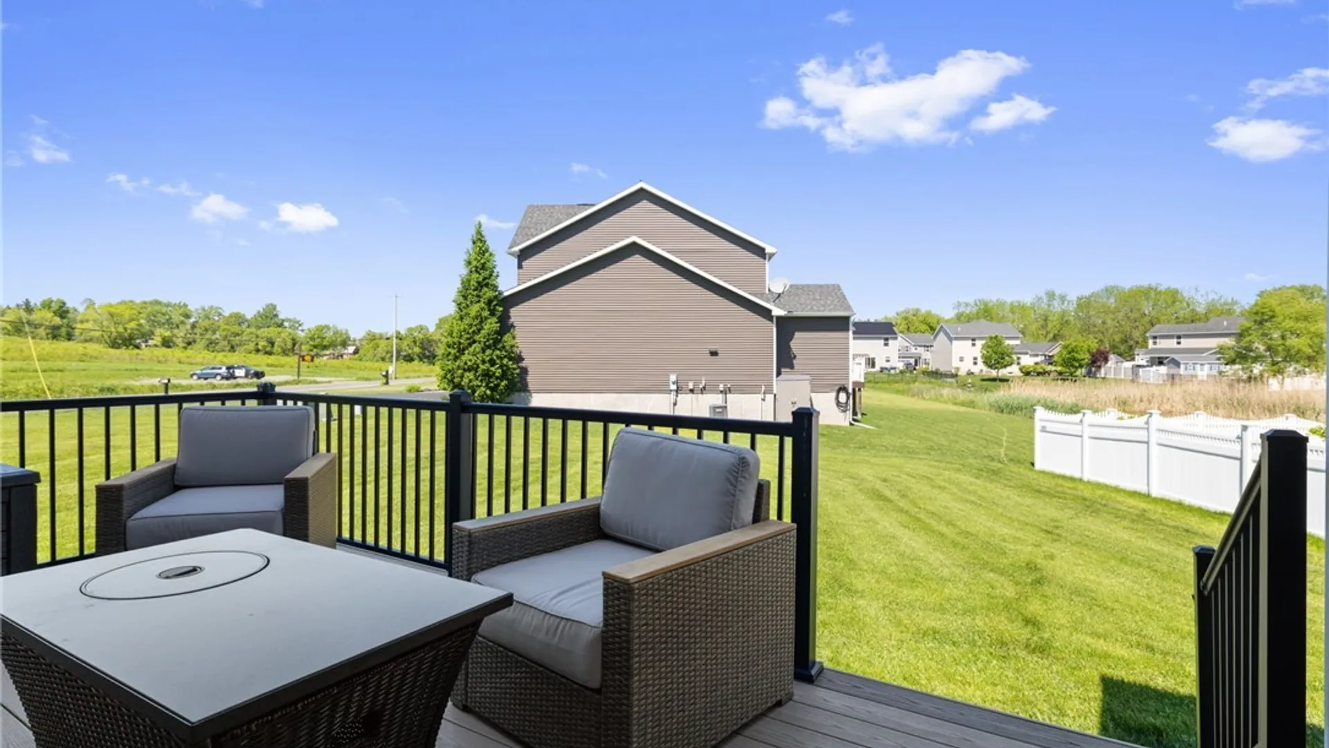 Property at 101 Weeping Willow, Camillus, NY 13031 46