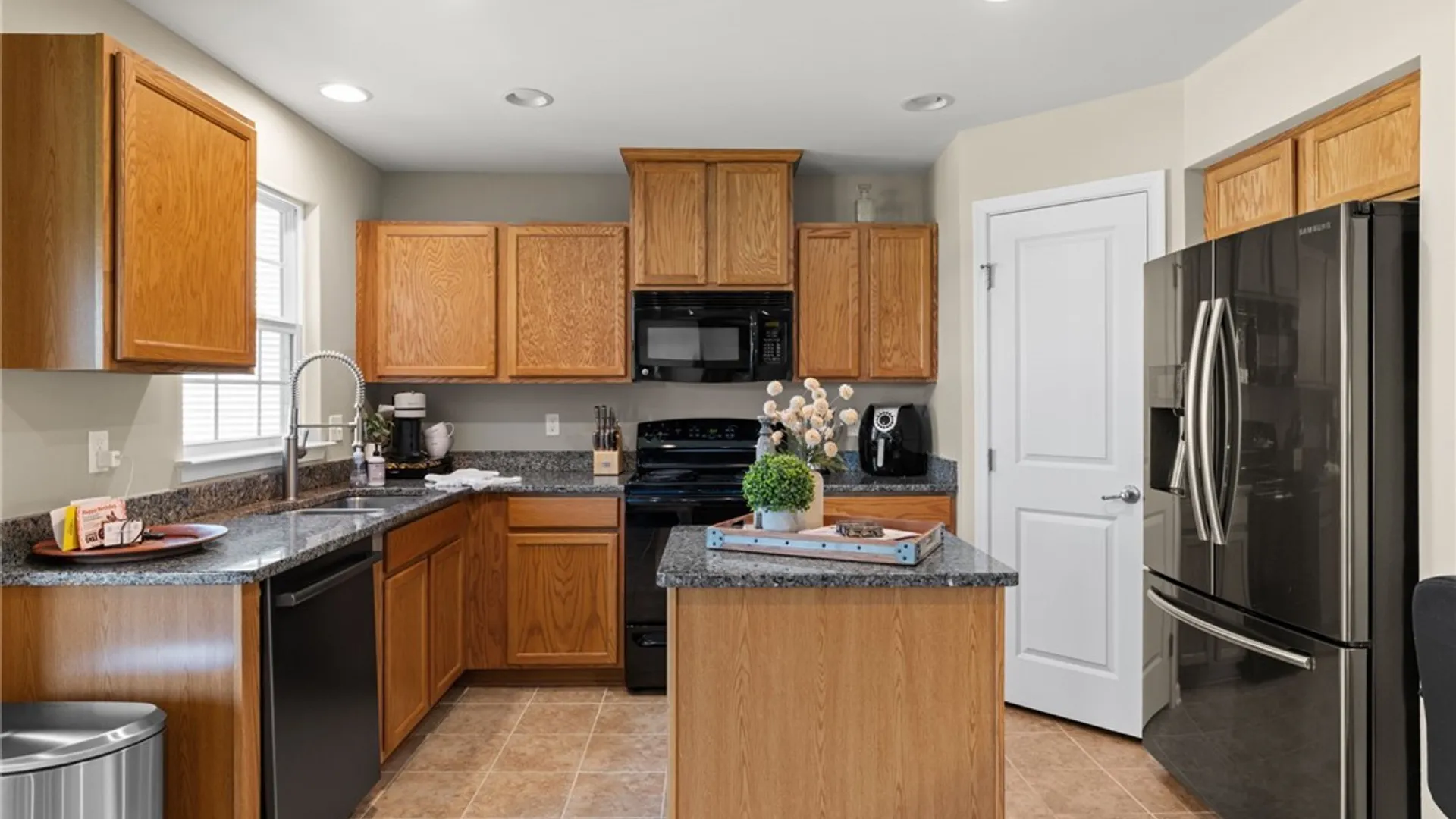 Property at 101 Weeping Willow, Camillus, NY 13031 16