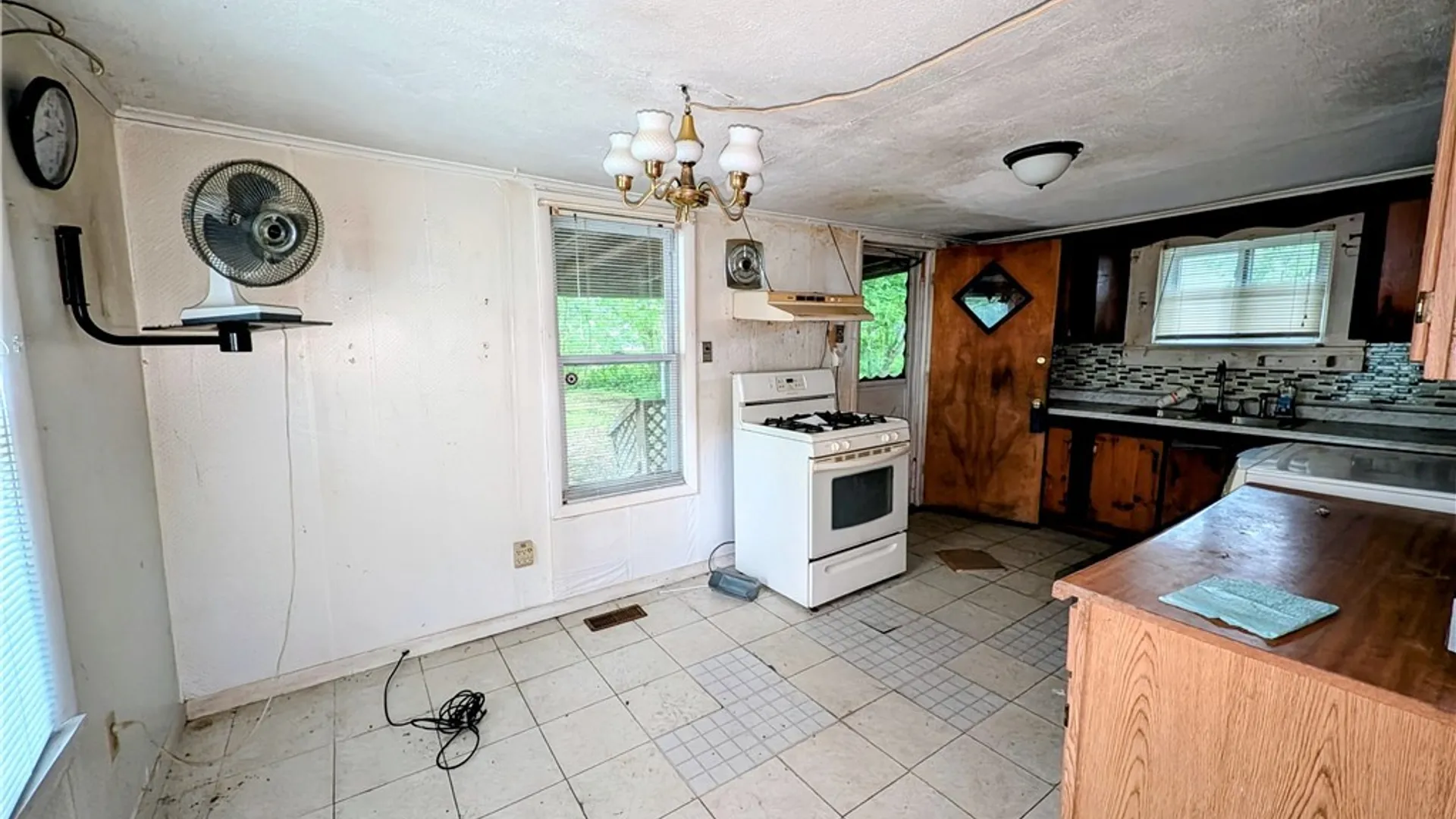 Property at 805 N Center Street, DeWitt, NY 13057 12