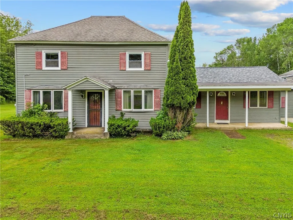 Property at 42 Grafton Square Road, Parish, NY 13131