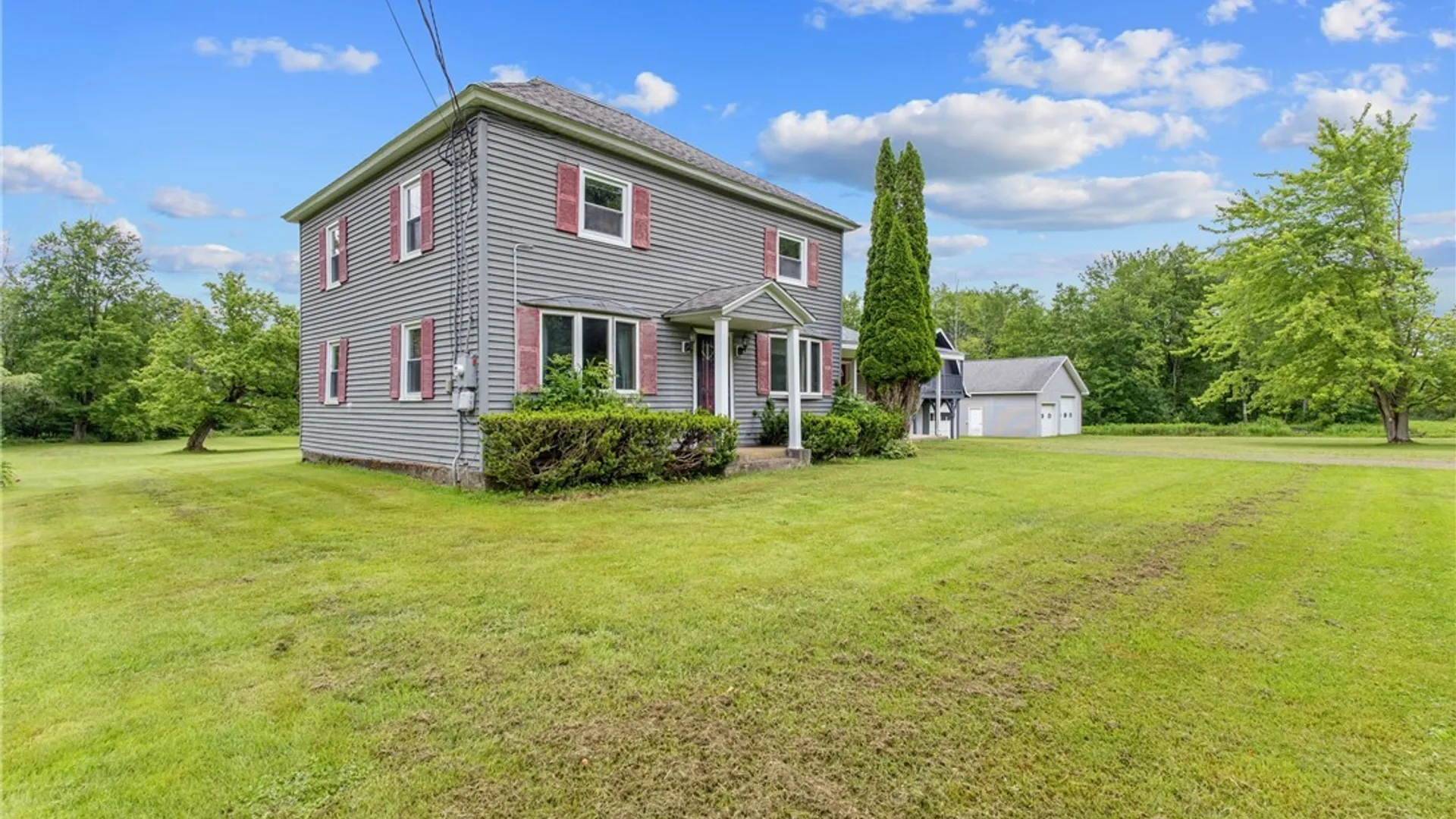 Property at 42 Grafton Square Road, Parish, NY 13131 4