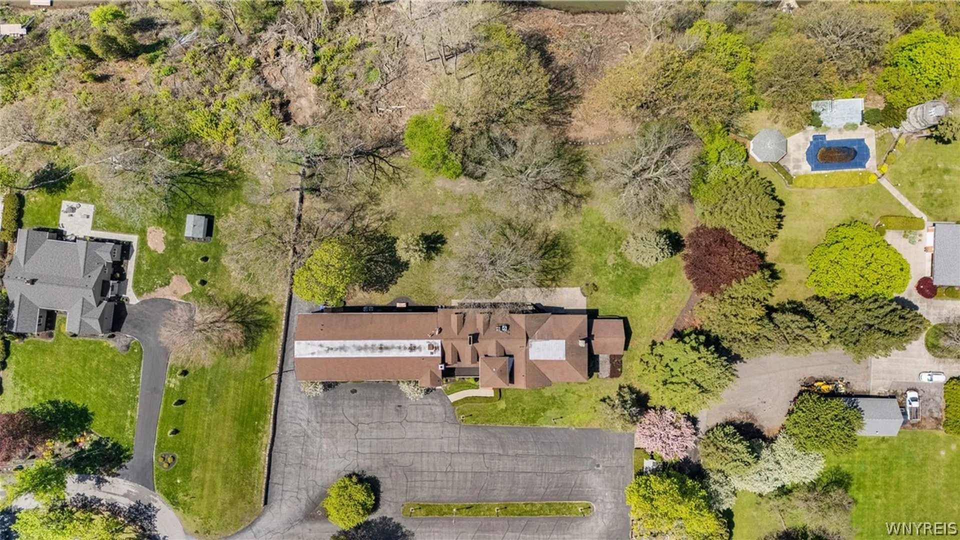 Property at 435 N 2nd Street, Lewiston, NY 14092 43