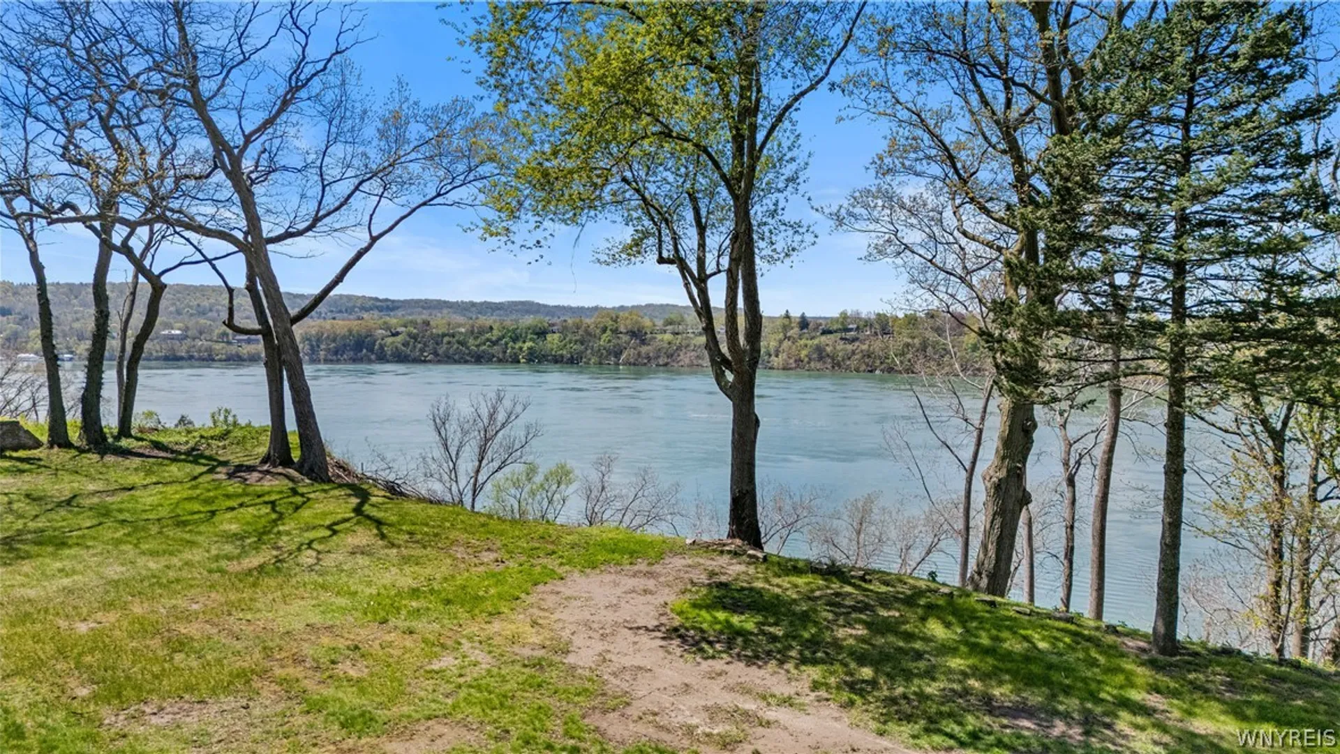 Property at 435 N 2nd Street, Lewiston, NY 14092 46