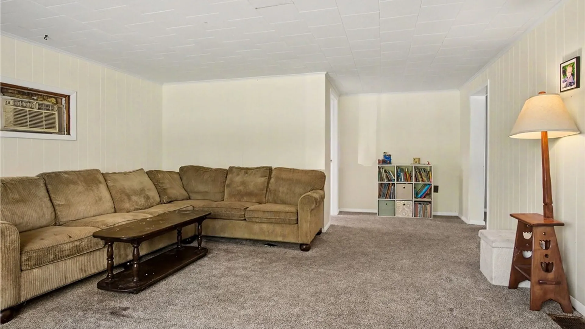 Property at 18 Bennett Avenue, Manchester, NY 14504 6