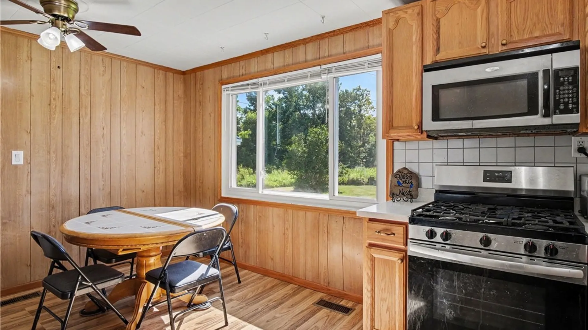 Property at 18 Bennett Avenue, Manchester, NY 14504 12