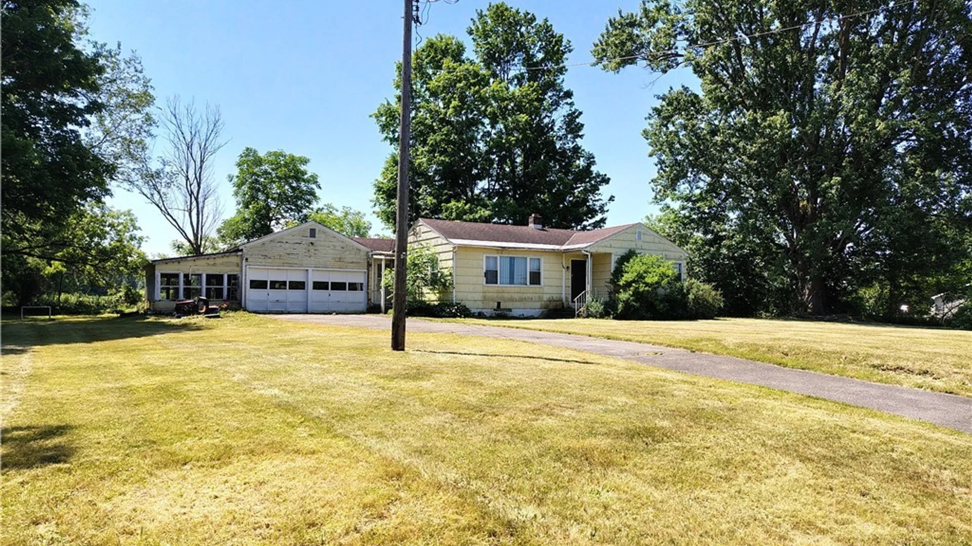 Property at 6068 Shed Road, Westmoreland, NY 13440 2