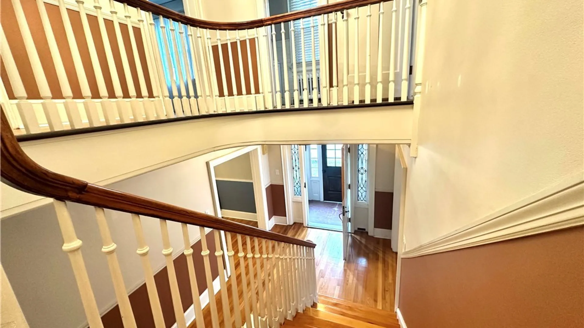 Property at 702 Parkway, Utica, NY 13501 32