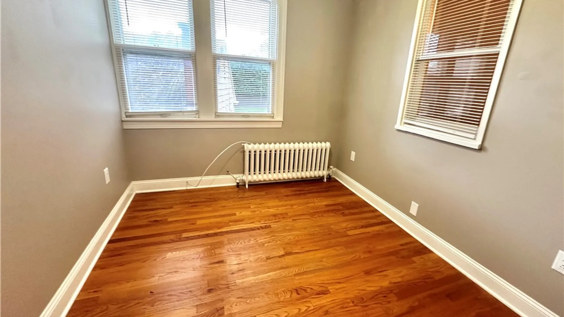 Property at 702 Parkway, Utica, NY 13501 40