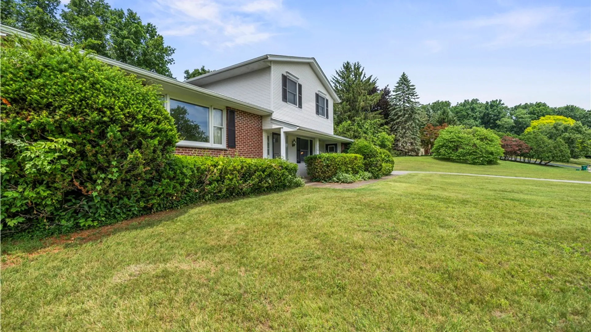 Property at 7374 Trillium Trail, Victor, NY 14564 49