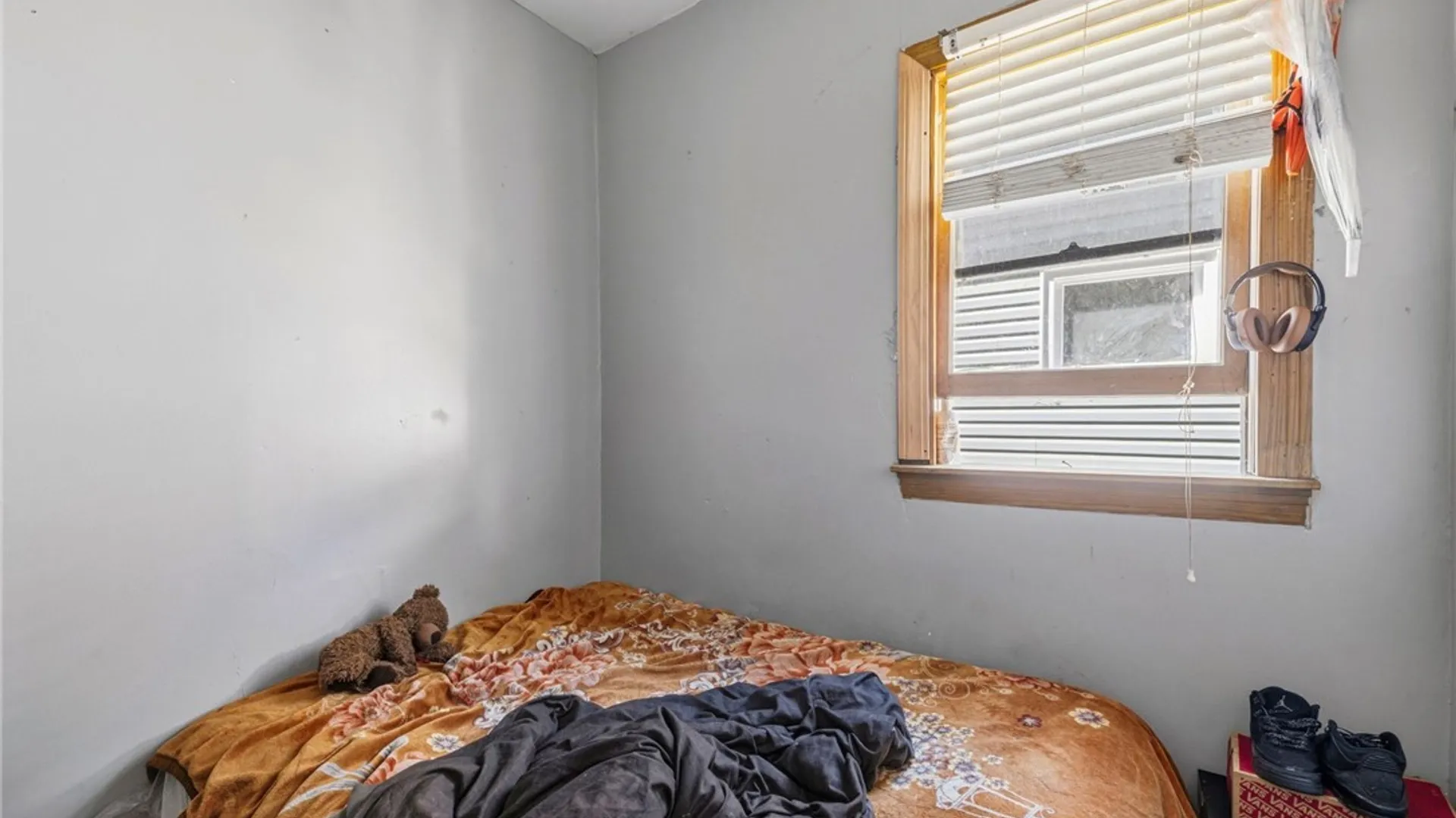 Property at 25 Thomas Street, Buffalo, NY 14206 11