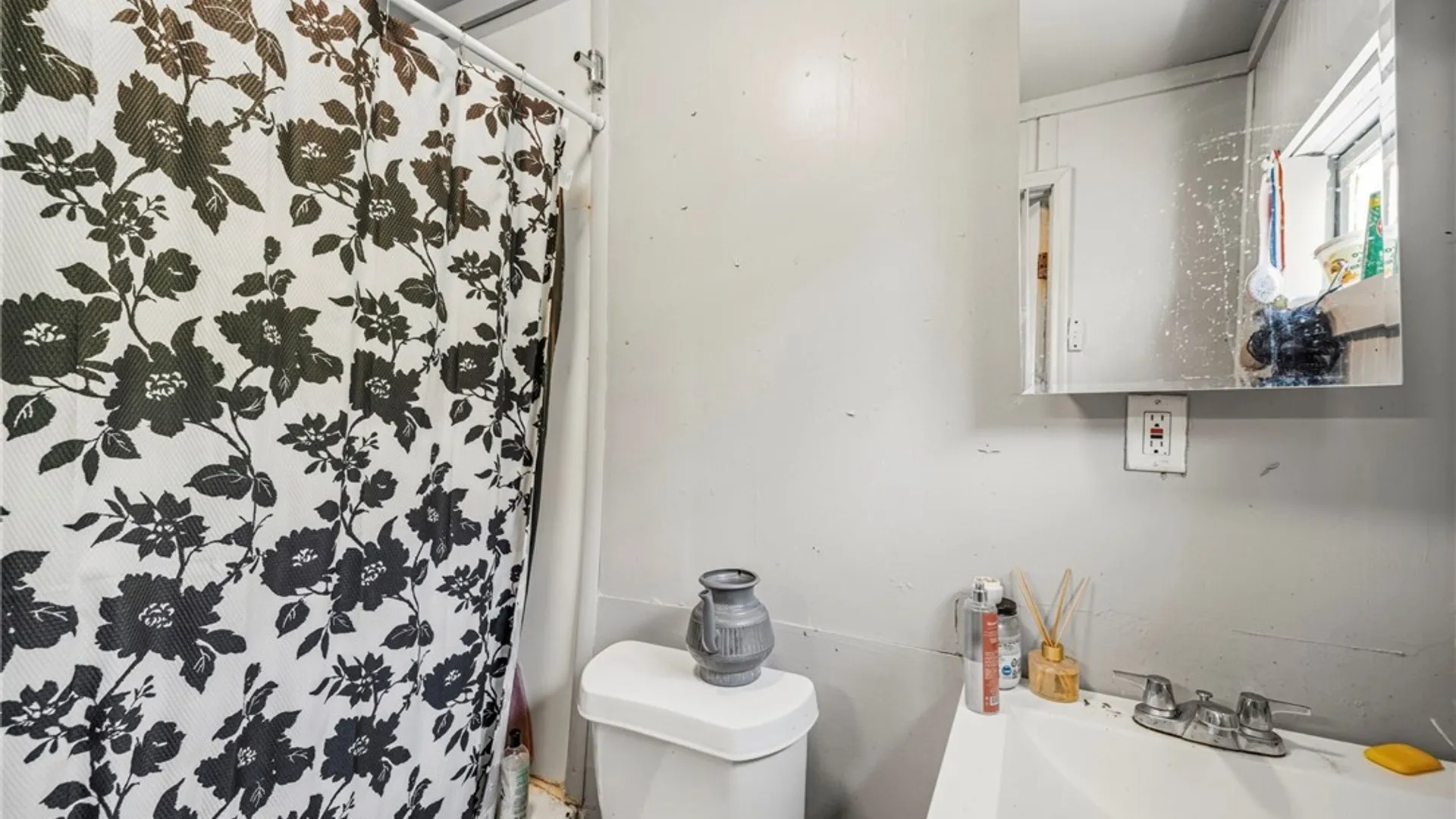 Property at 25 Thomas Street, Buffalo, NY 14206 19