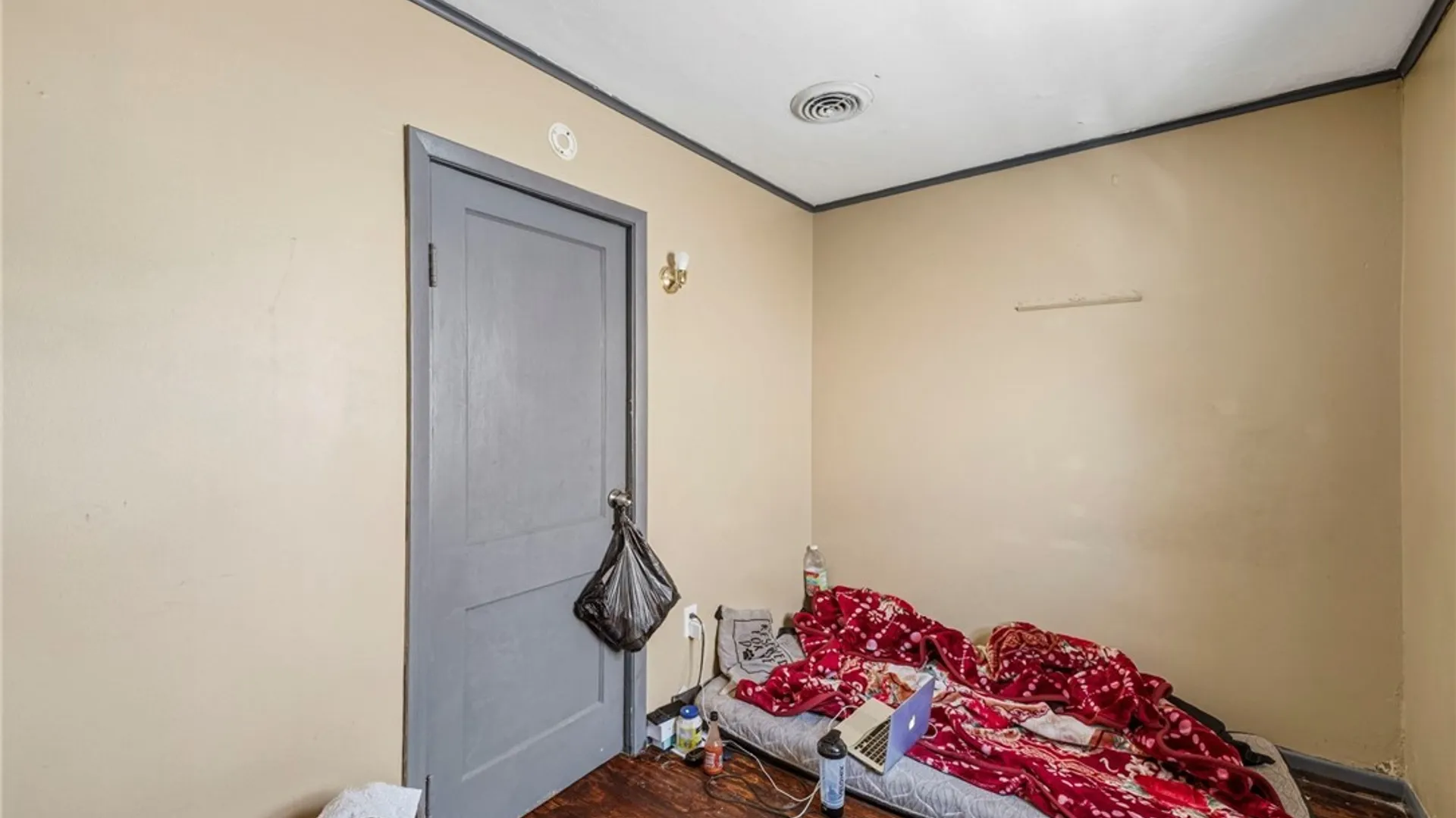 Property at 25 Thomas Street, Buffalo, NY 14206 25