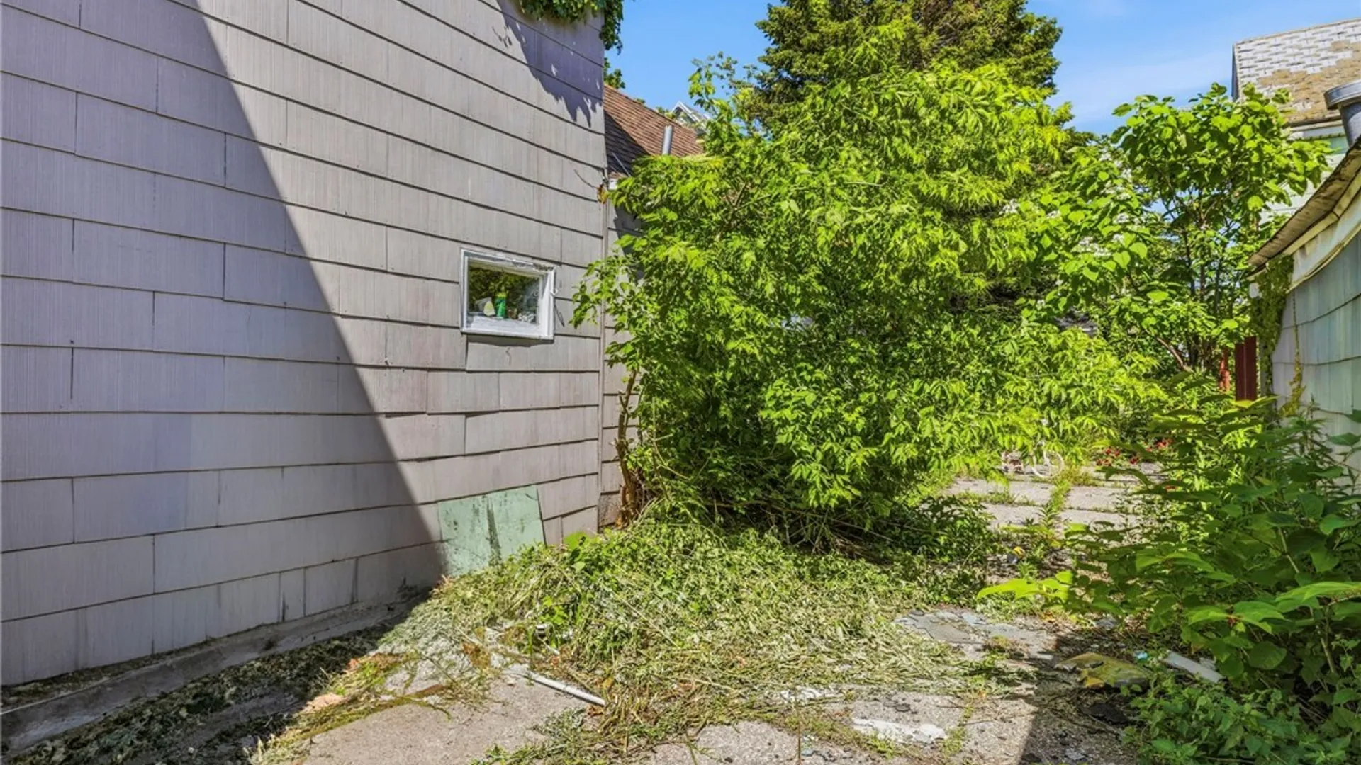 Property at 25 Thomas Street, Buffalo, NY 14206 29