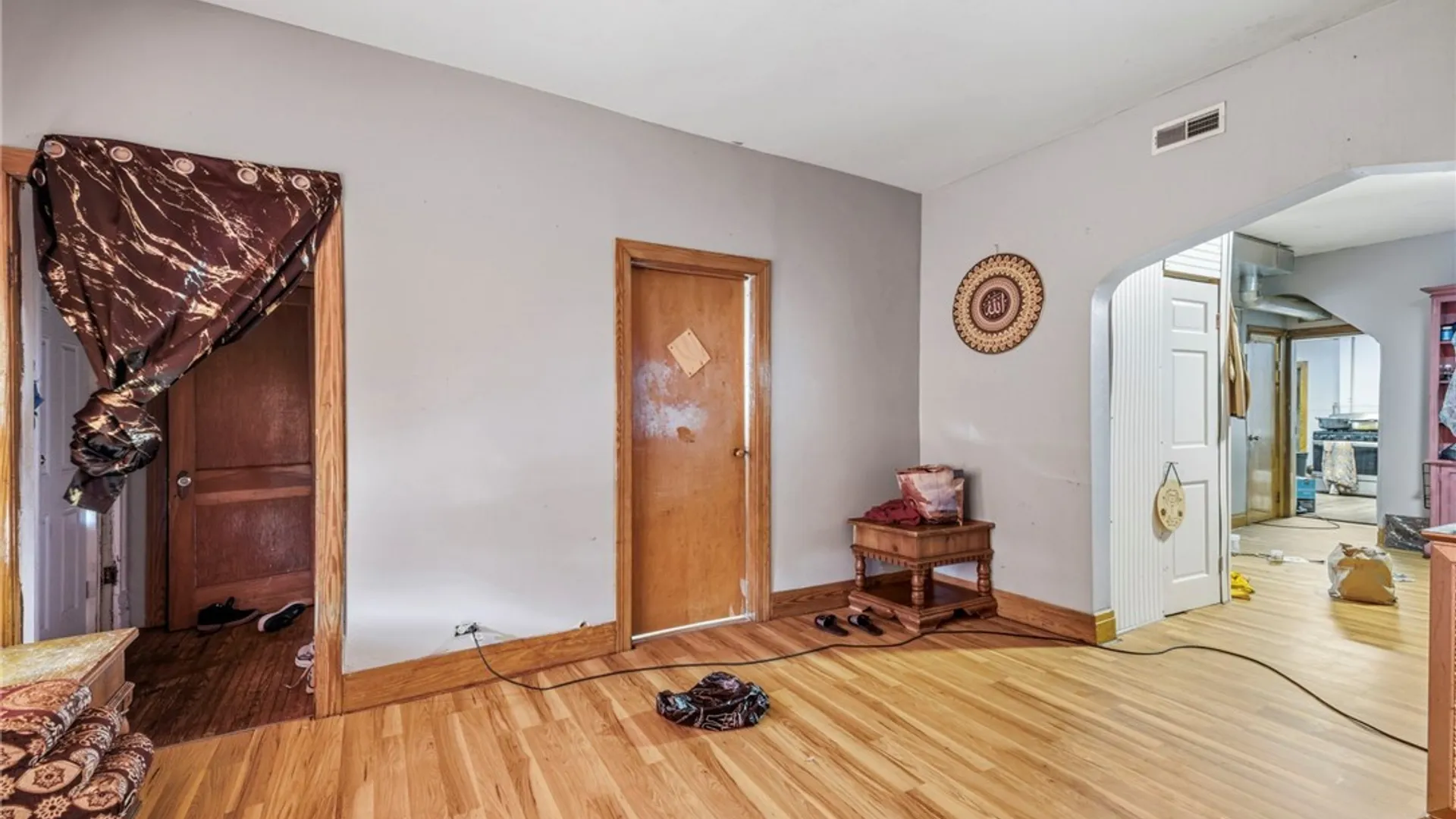Property at 25 Thomas Street, Buffalo, NY 14206 6