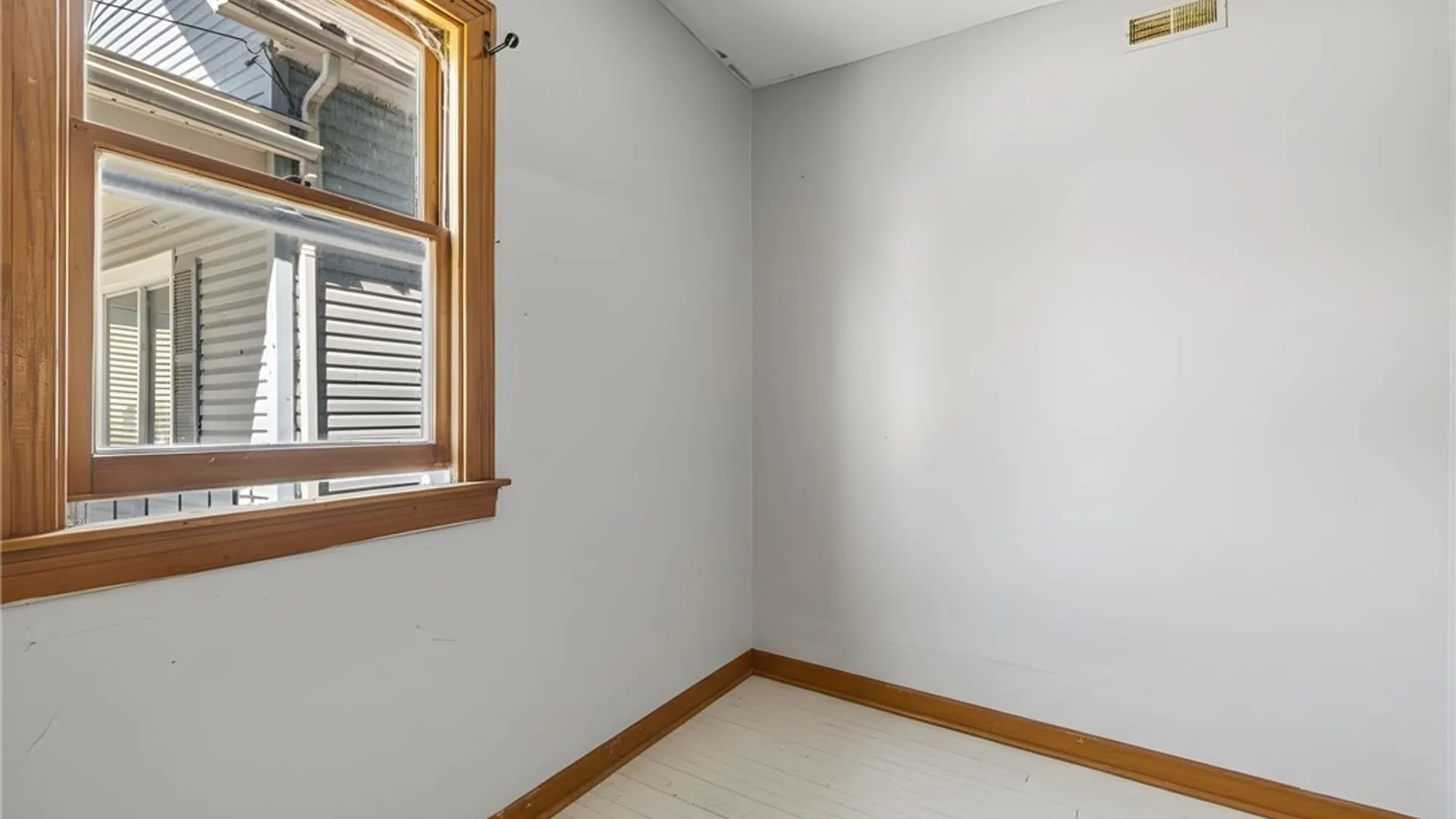 Property at 25 Thomas Street, Buffalo, NY 14206 9
