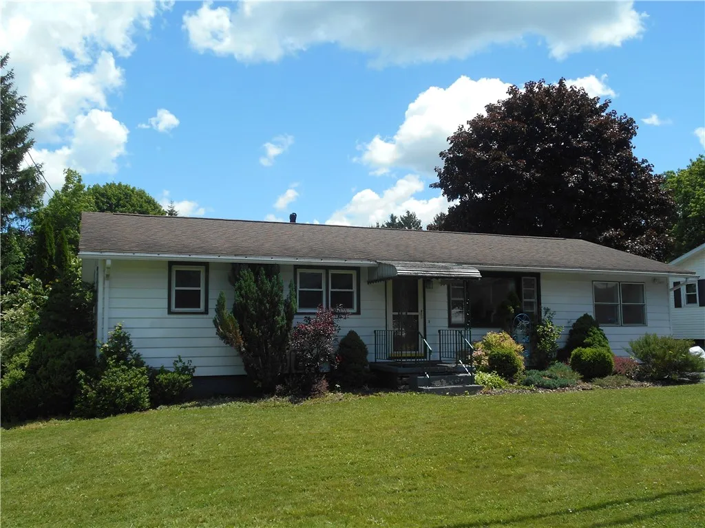 Property at 190 N Fulton Street, Auburn, NY 13021