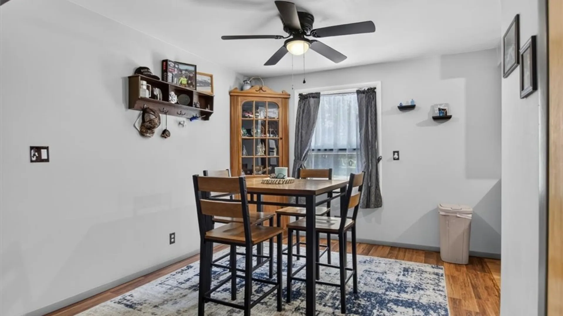 Property at 17 Briarwood Lane, Perinton, NY 14450 6