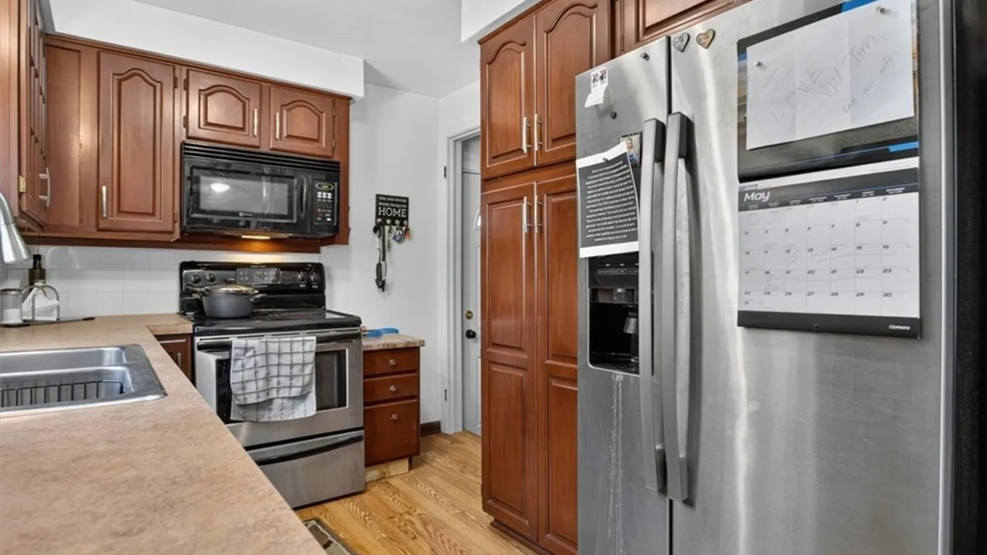 Property at 17 Briarwood Lane, Perinton, NY 14450 8