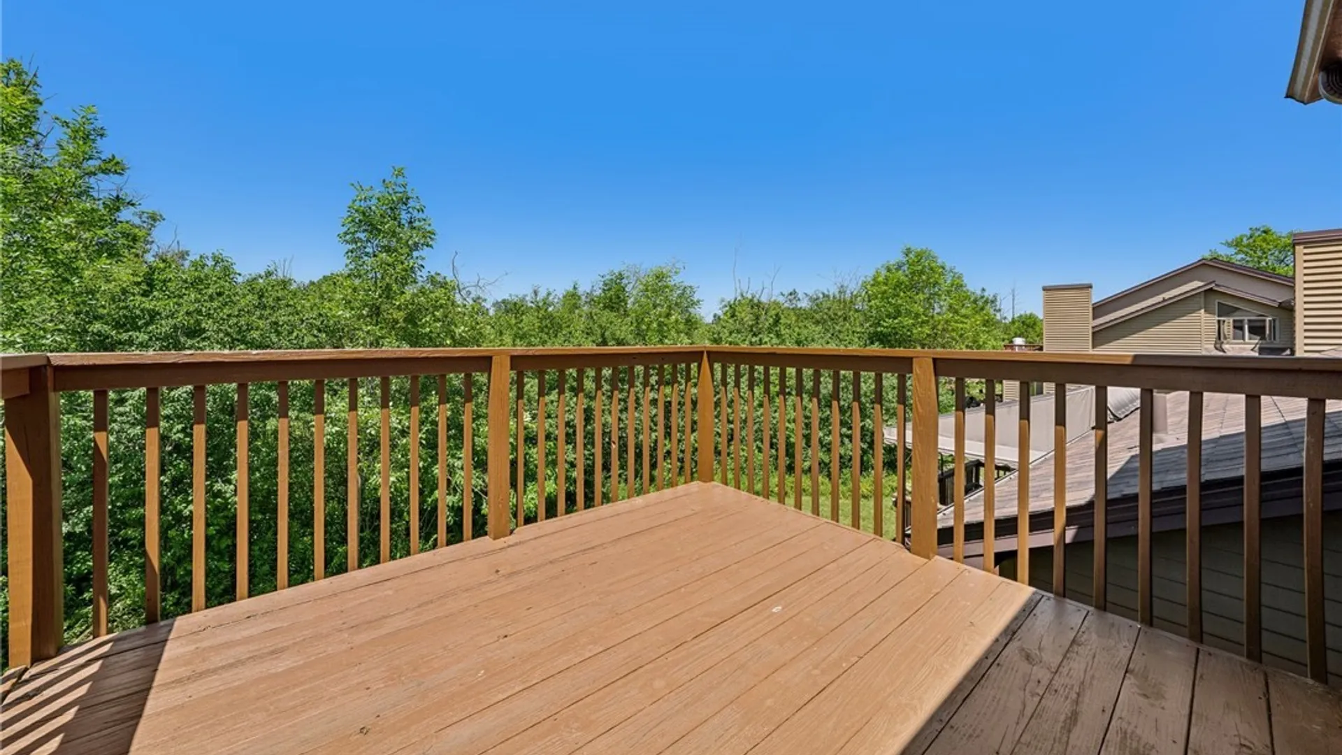 Property at 819 Carriage Lane, Lewiston, NY 14092 40