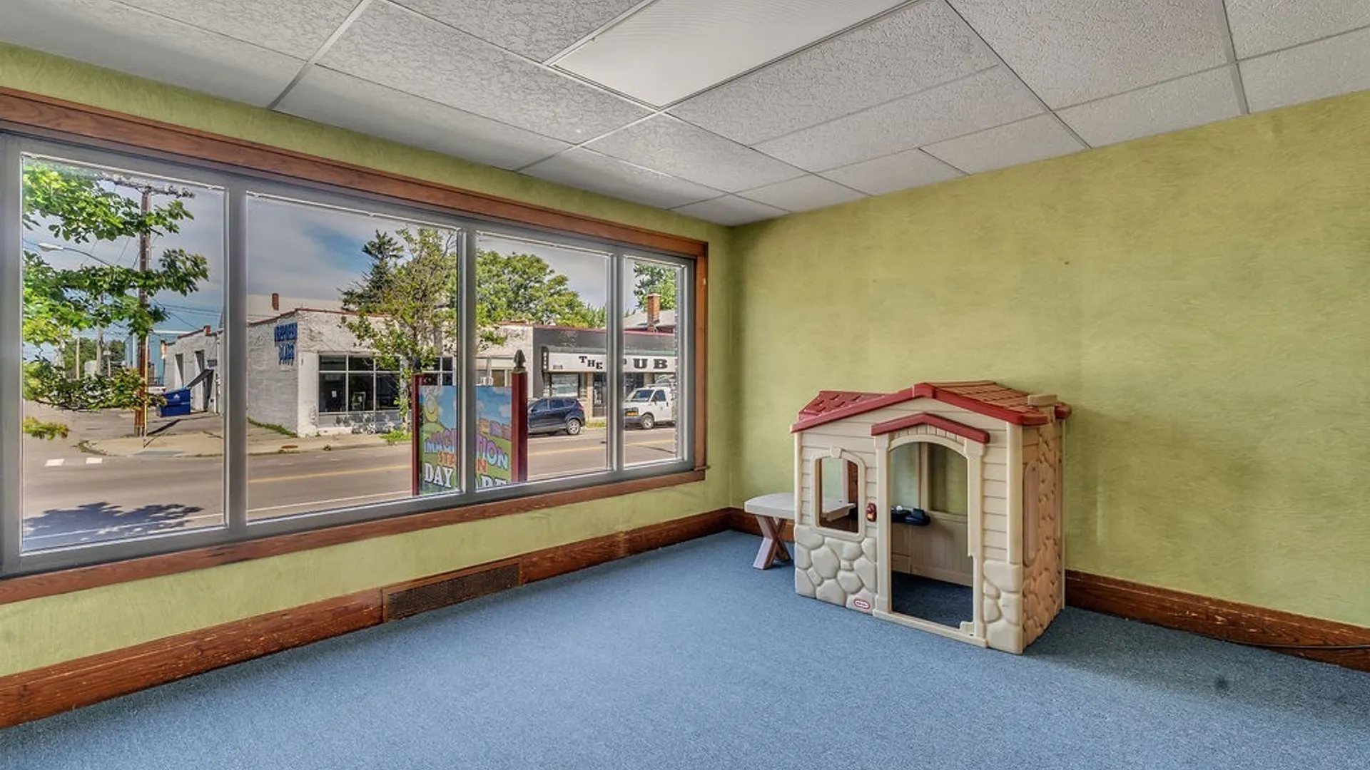 Property at 2120 S Park Avenue, Buffalo, NY 14220 6