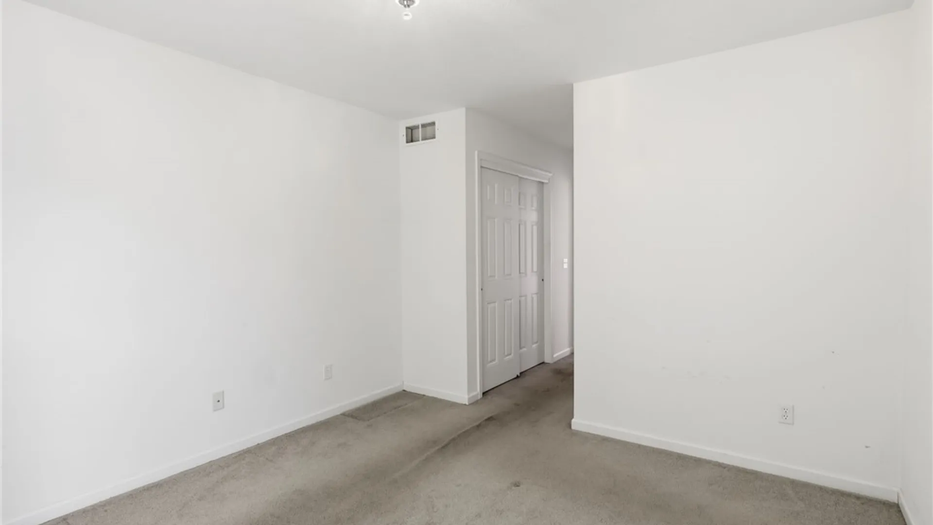 Property at 14 Sablewood, Perinton, NY 14450 20