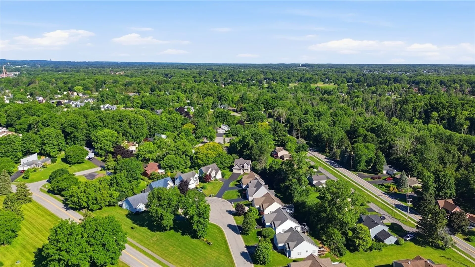 Property at 14 Sablewood, Perinton, NY 14450 44