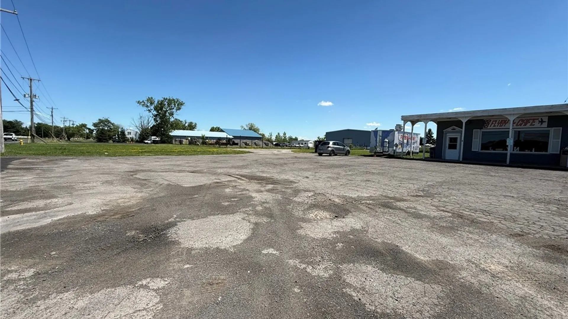 Property at 2026 Lockport Road, Wheatfield, NY 14304 5