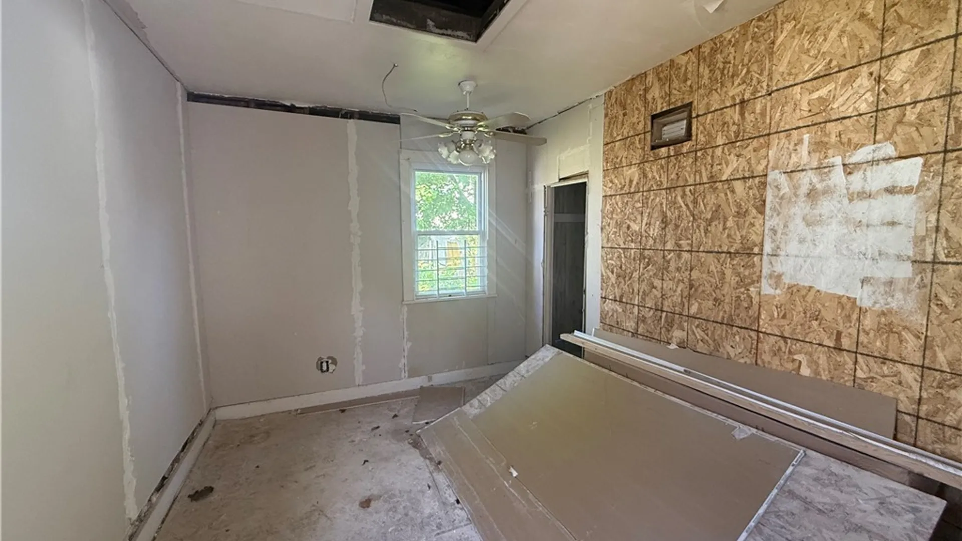 Property at 309 Maple Street, Buffalo, NY 14204 6