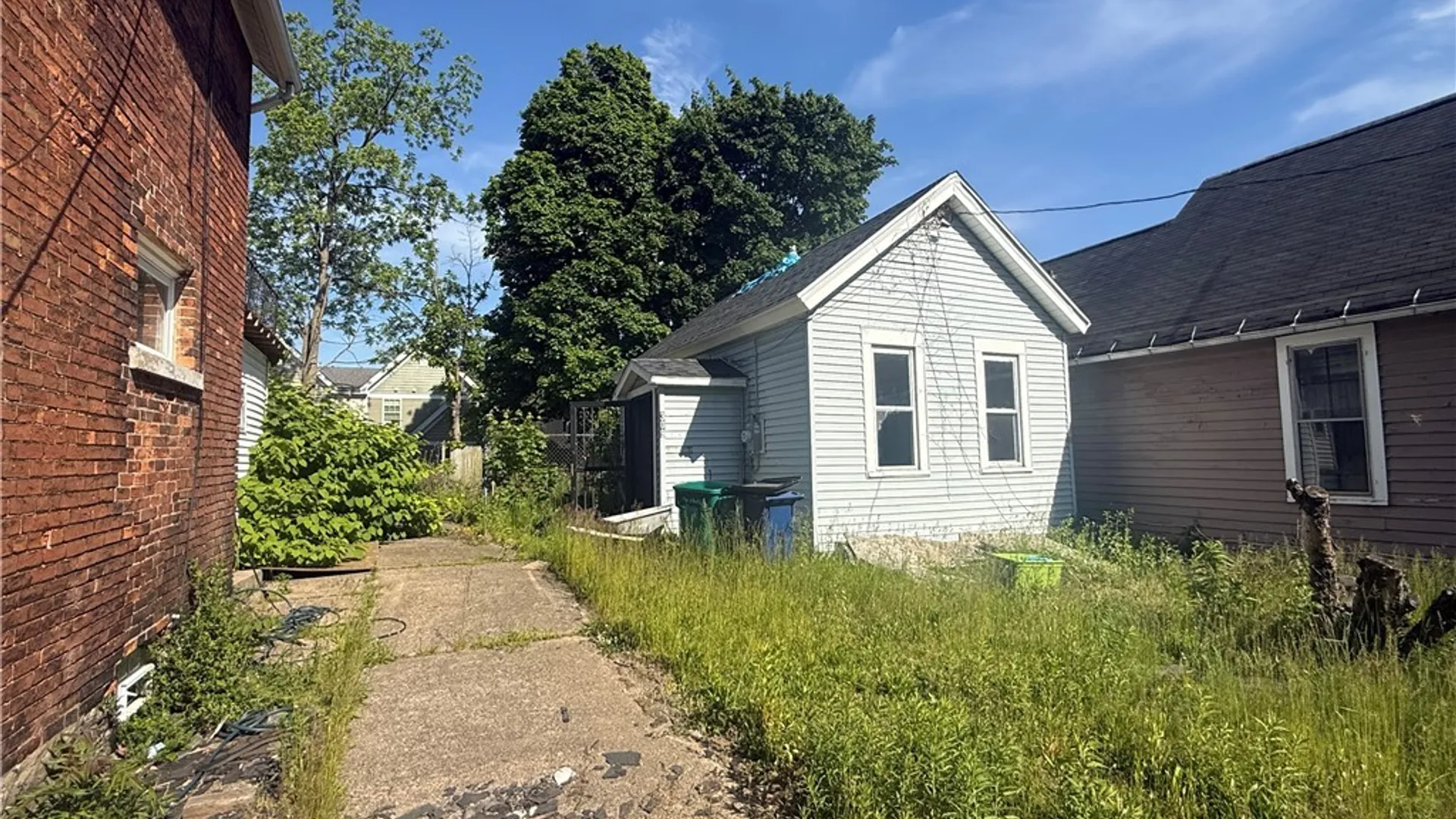 Property at 309 Maple Street, Buffalo, NY 14204 9