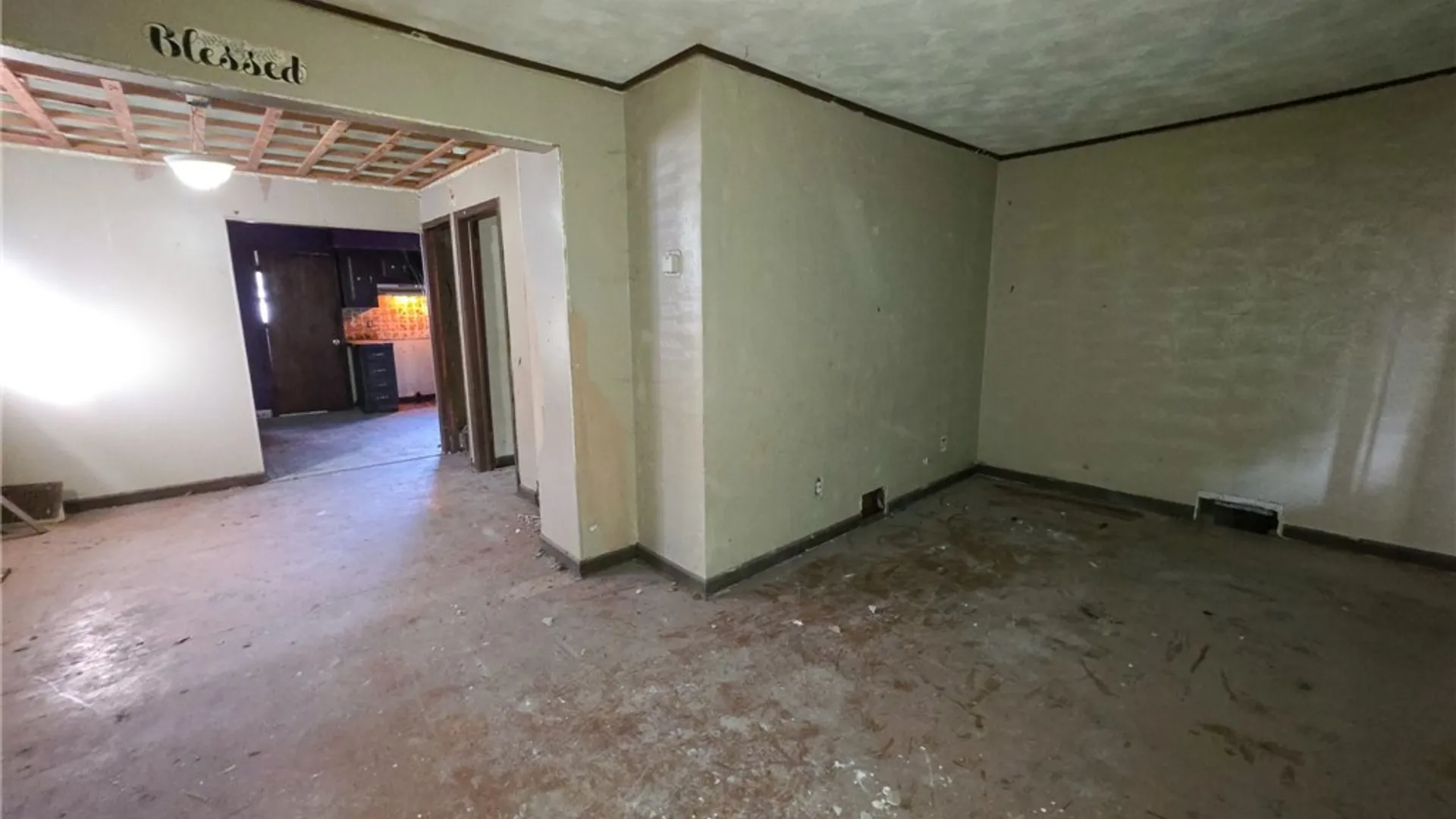 Property at 1710 Niagara Street, Niagara Falls, NY 14303 3