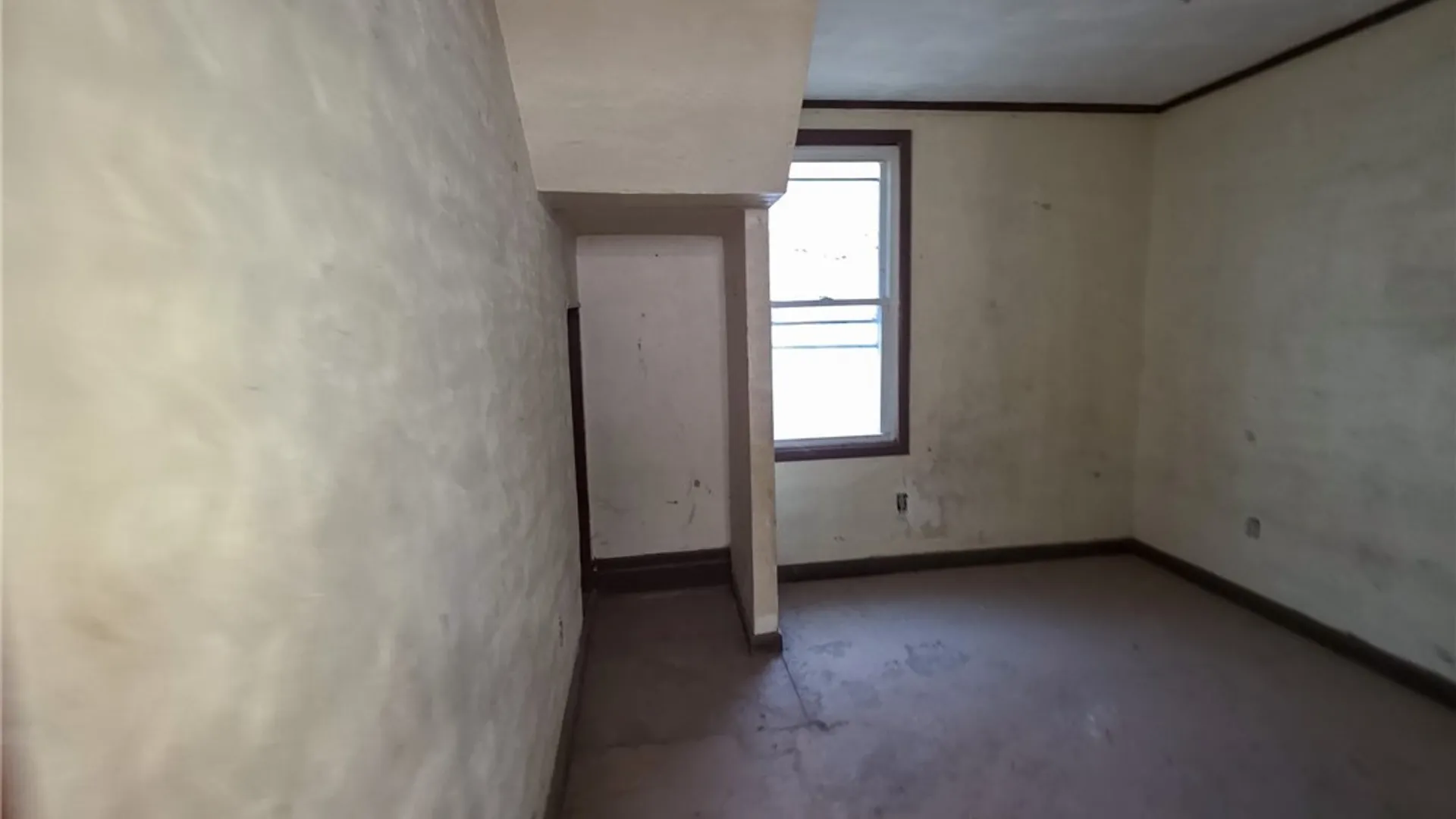 Property at 1710 Niagara Street, Niagara Falls, NY 14303 6