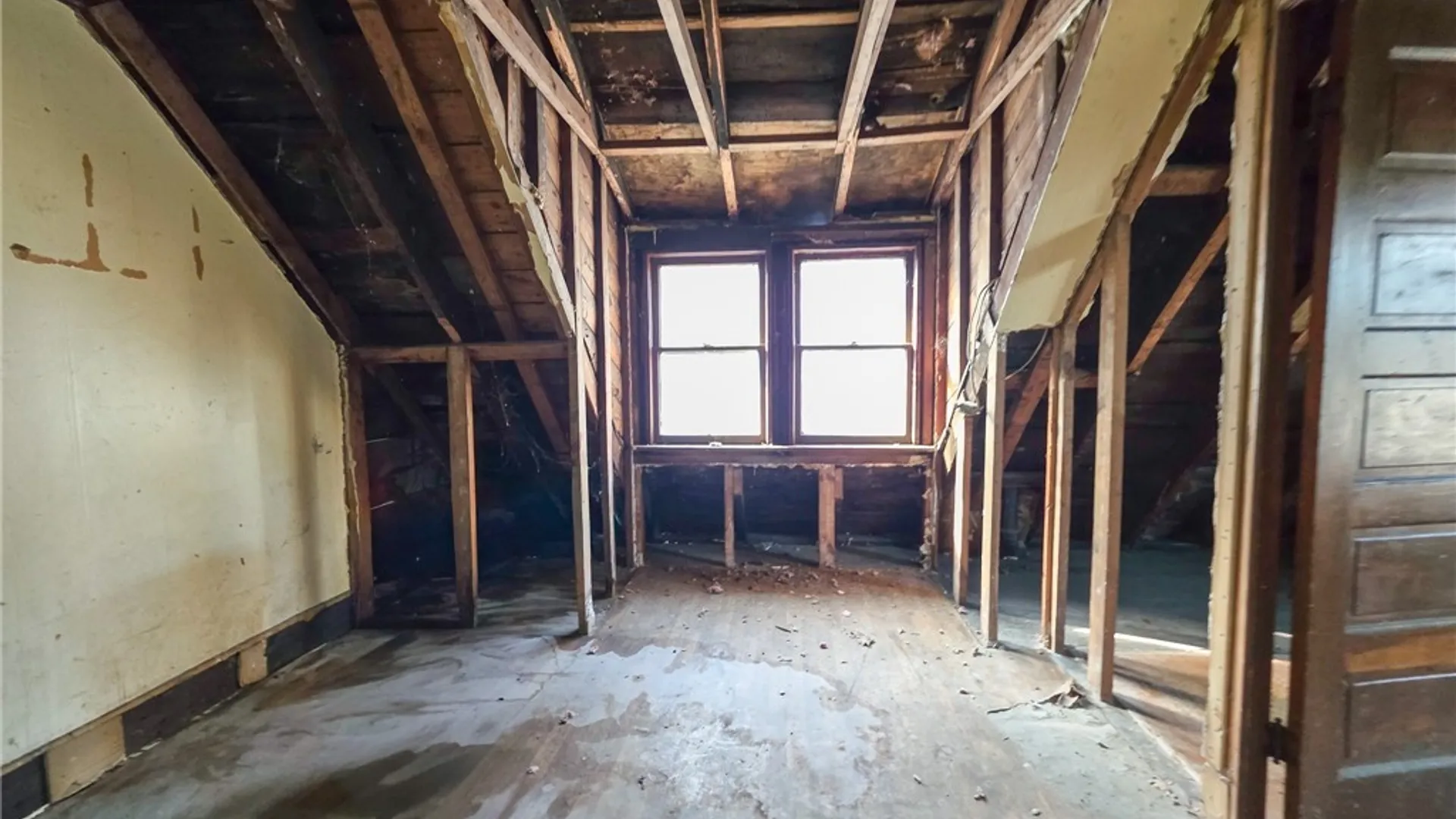 Property at 1710 Niagara Street, Niagara Falls, NY 14303 11