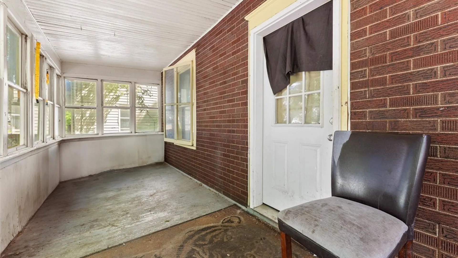 Property at 411 Craddock Street, Syracuse, NY 13207 4