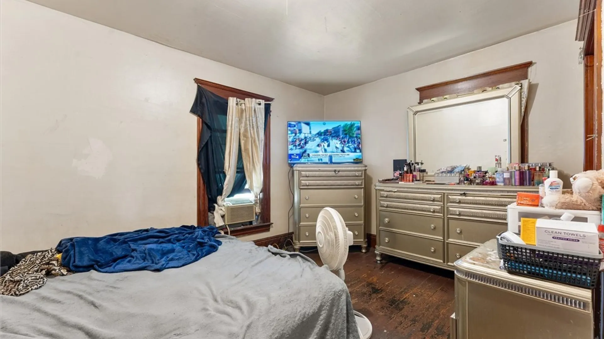 Property at 411 Craddock Street, Syracuse, NY 13207 13