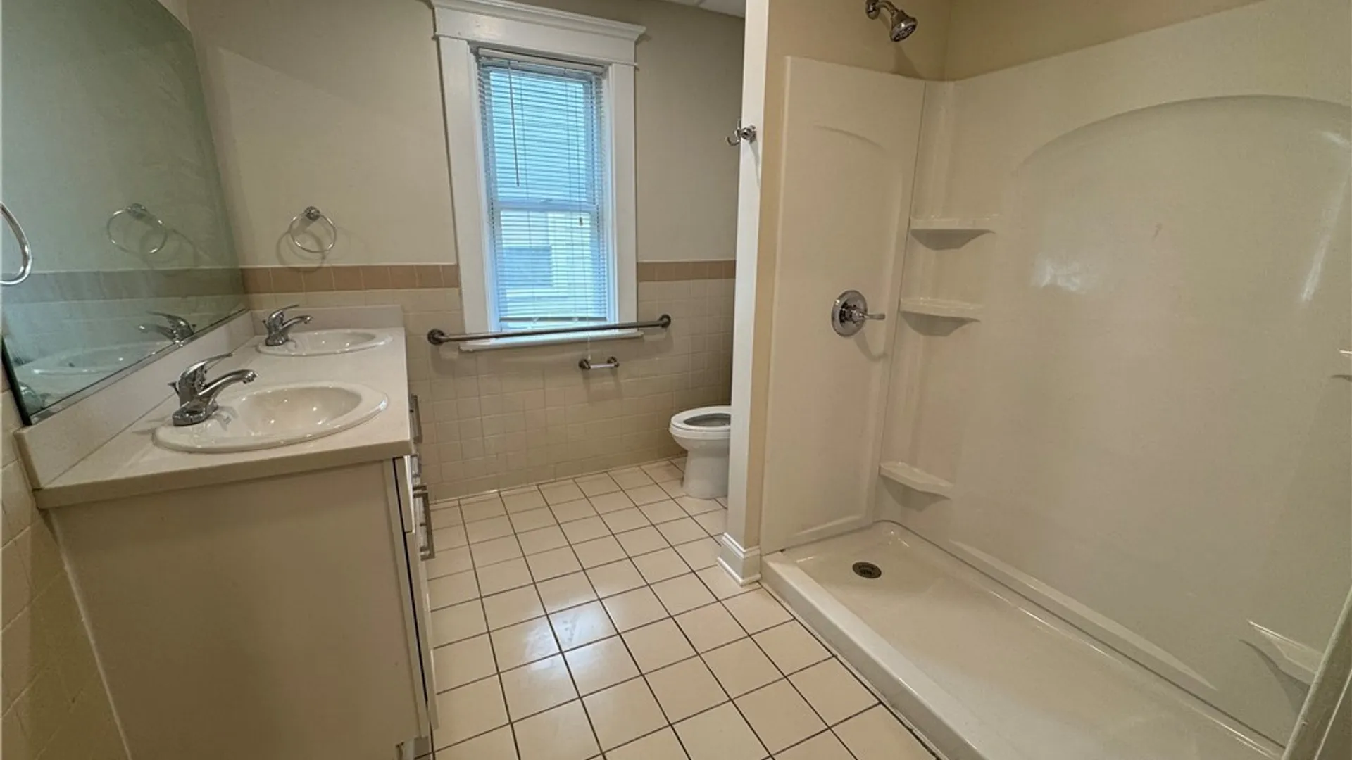 Property at 95 W Humboldt Parkway, Buffalo, NY 14214 13