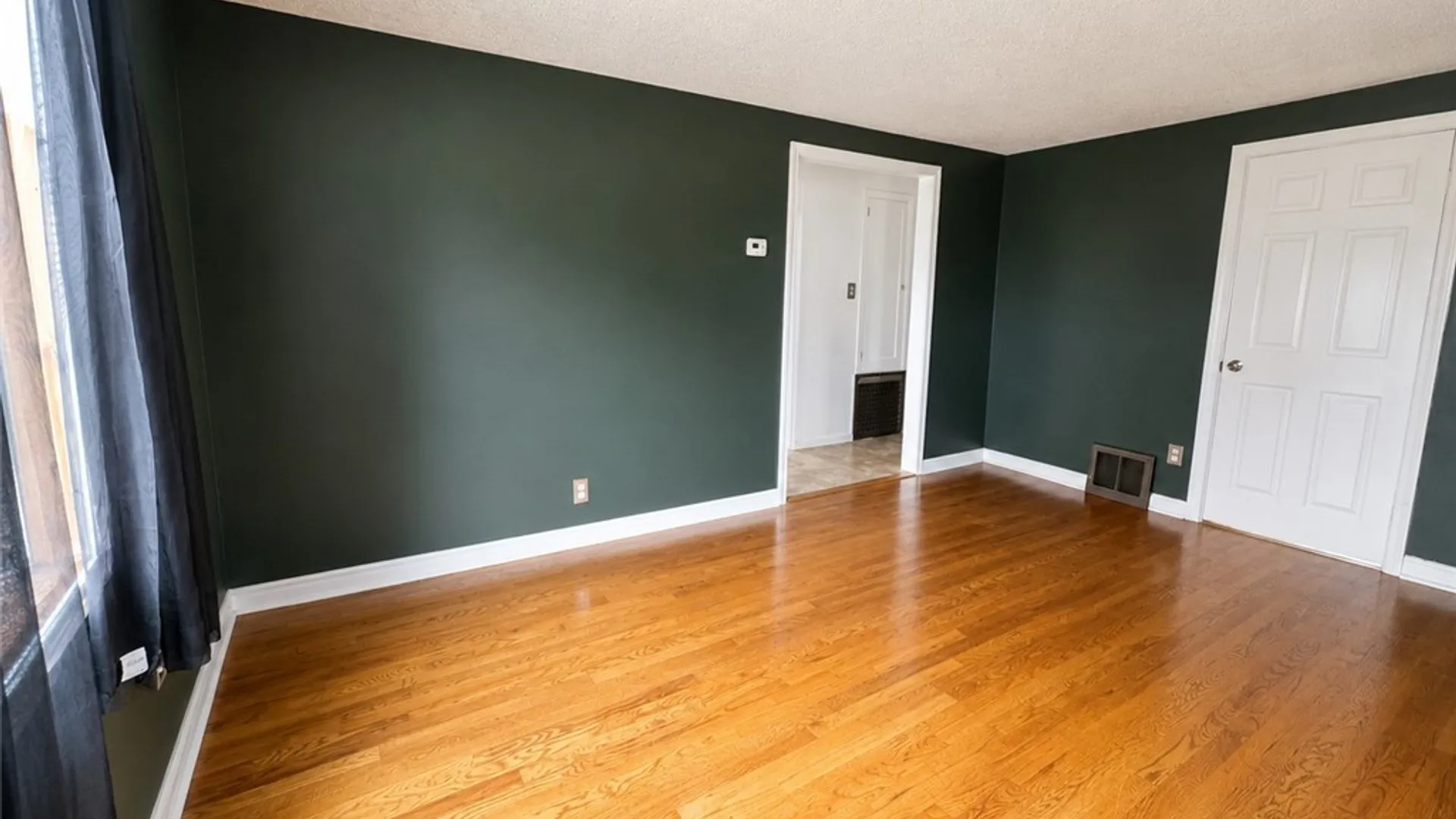 Property at 312 Oakwood Street, Rome, NY 13440 13