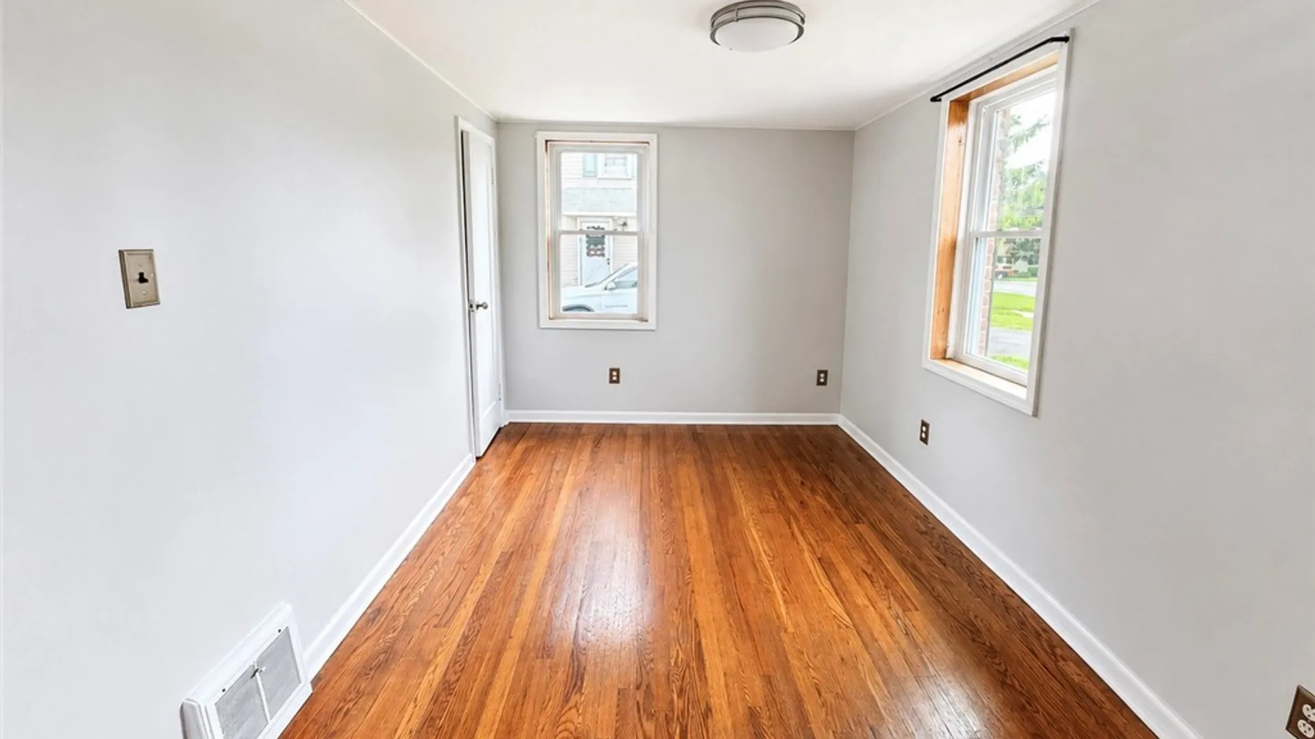 Property at 312 Oakwood Street, Rome, NY 13440 28