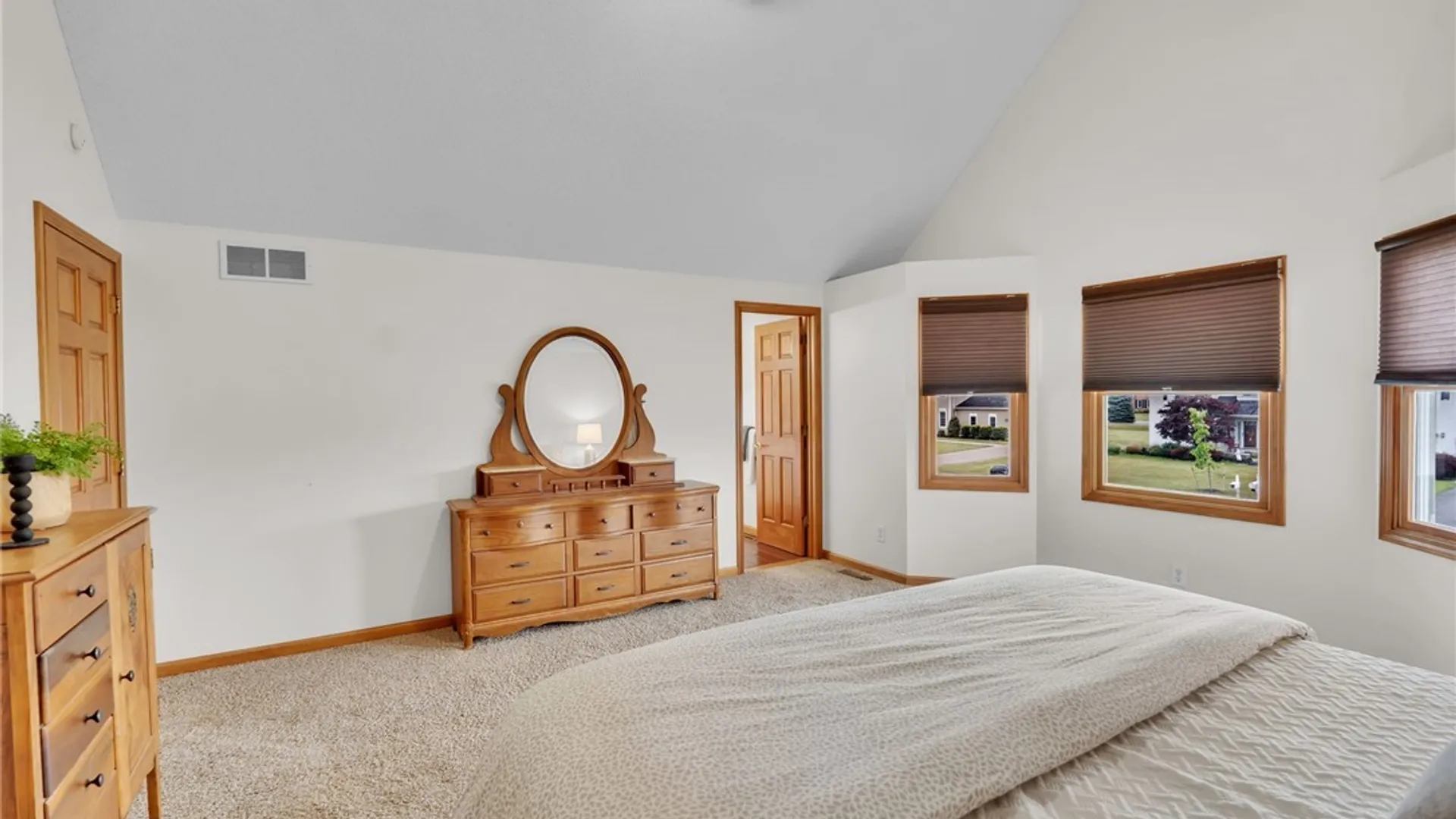 Property at 8892 Michael Douglas Dr, Clarence, NY 14032 26