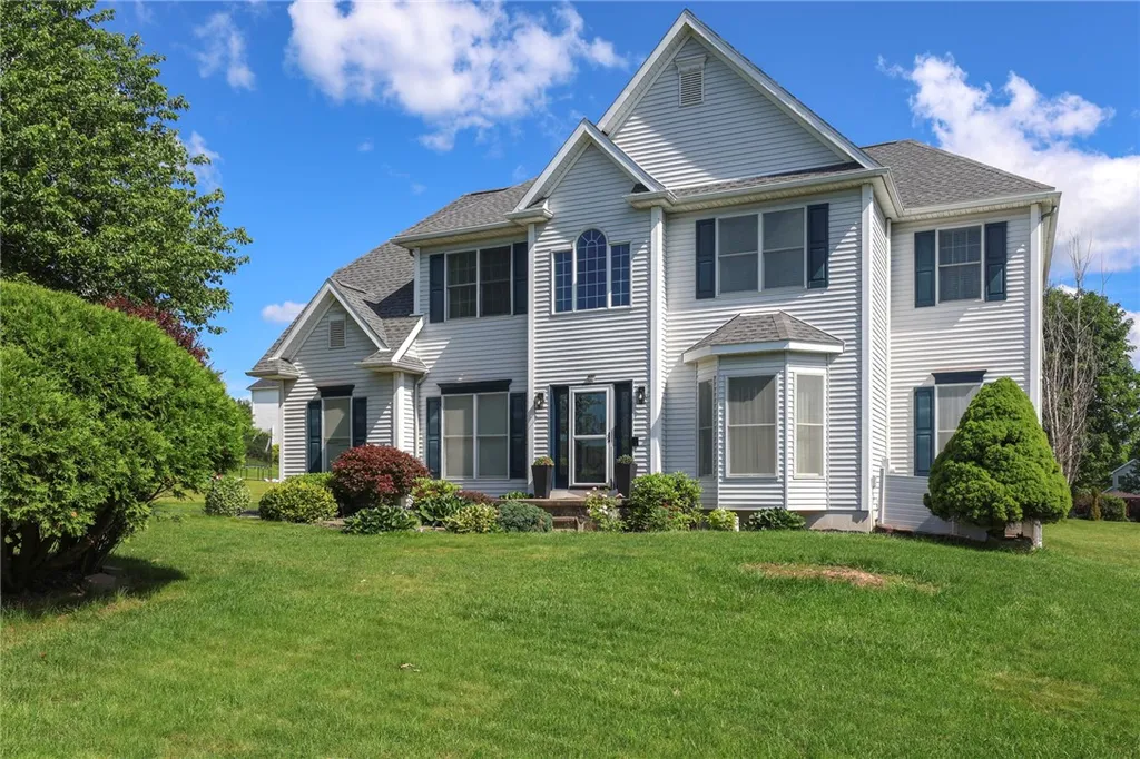 Property at 3 Turnberry Drive, Horseheads, NY 14845
