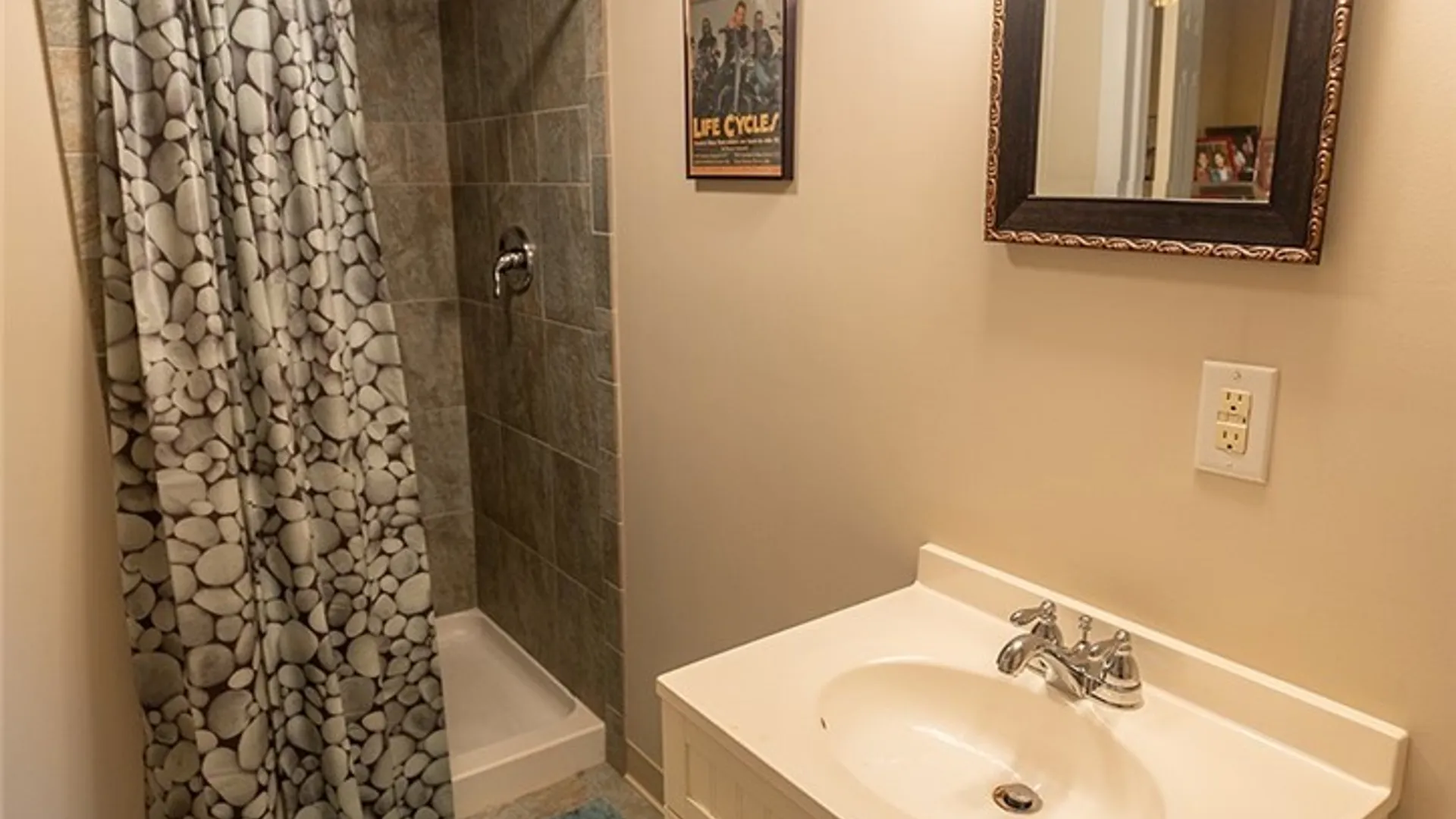 Property at 211 Knapp Road, Geddes, NY 13219 22