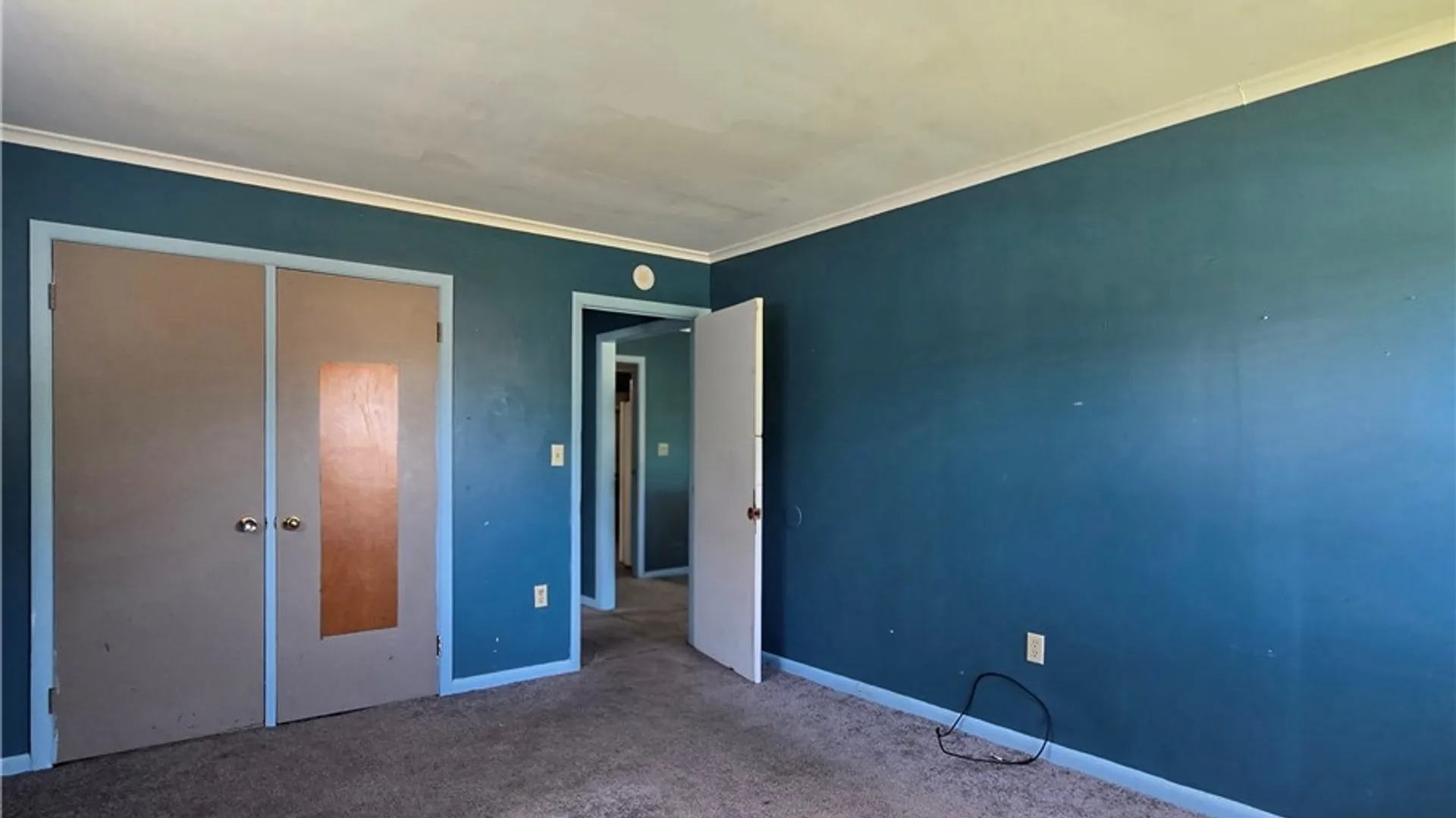 Property at 552 Liberty Street, Elmira City, NY 14904 4