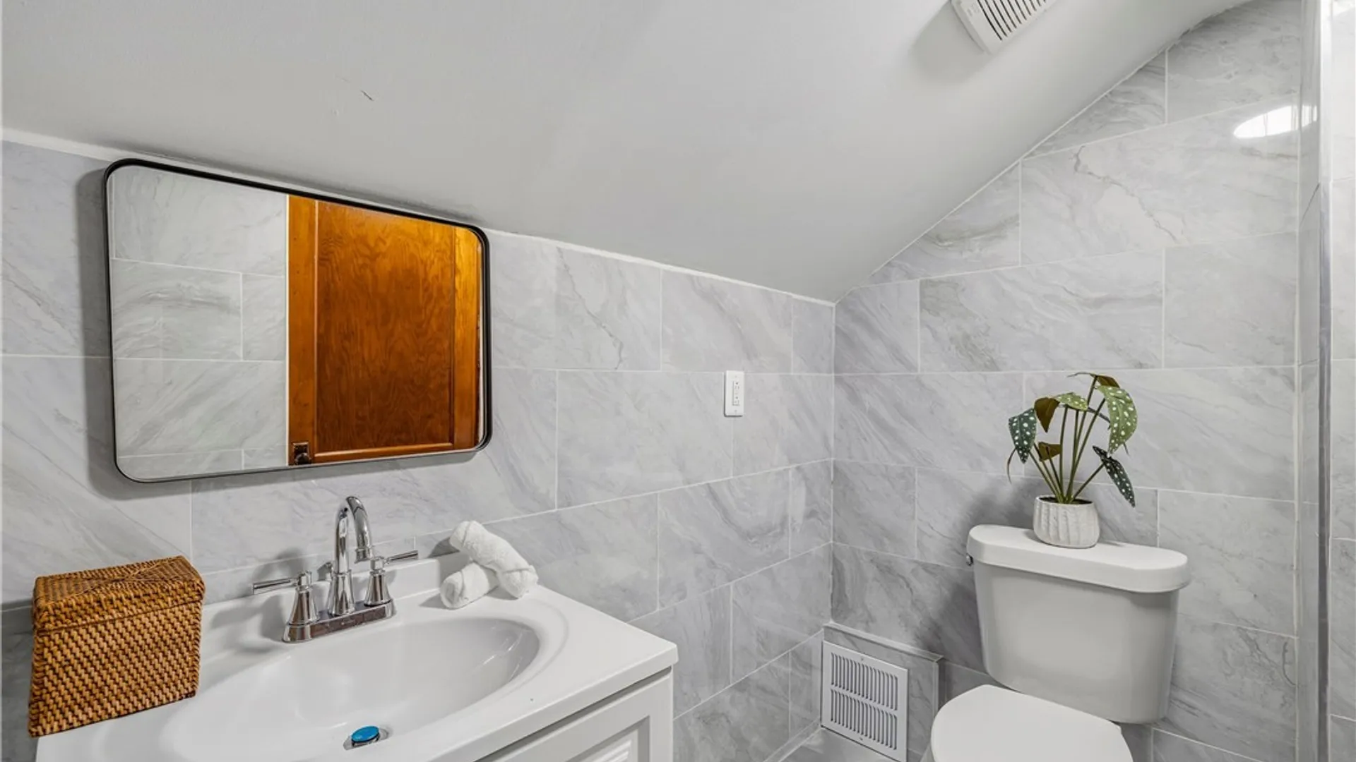 Property at 461 Stockbridge Avenue, Buffalo, NY 14215 16