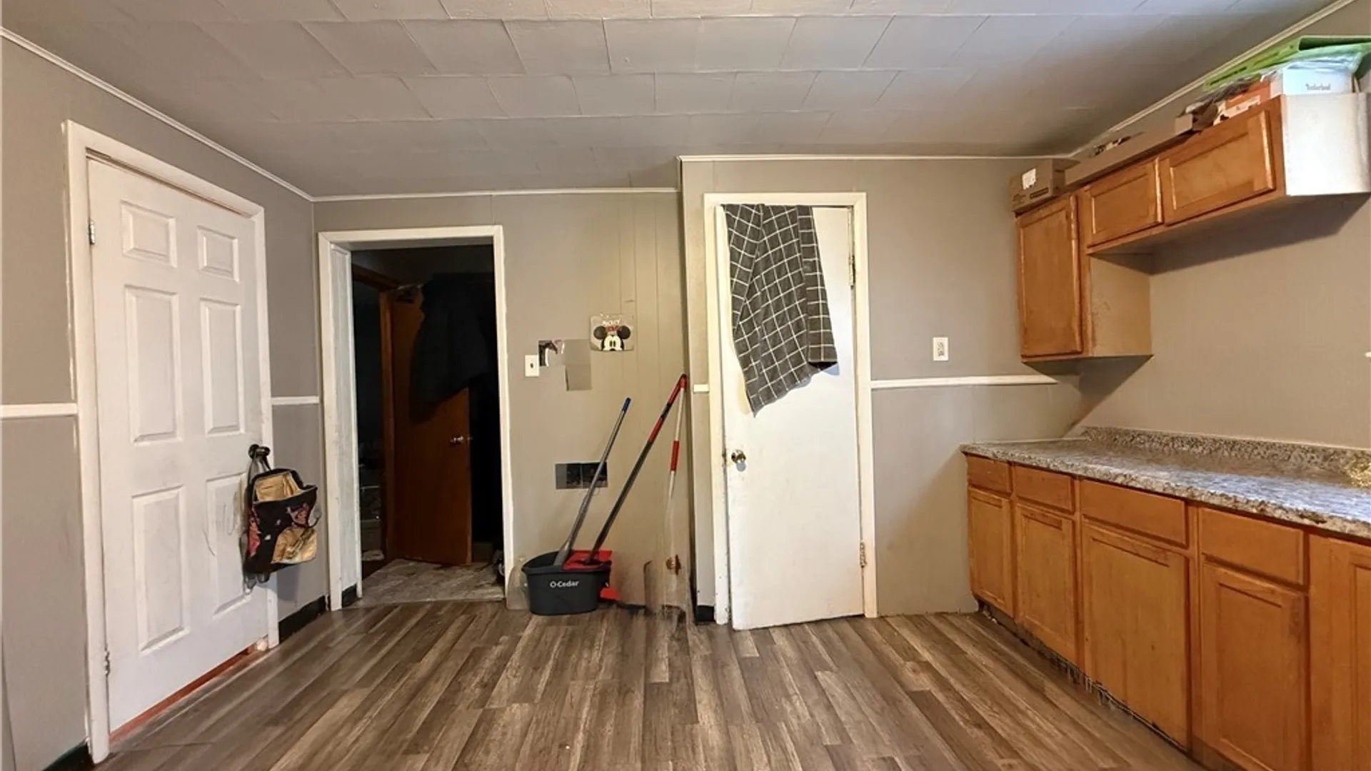 Property at 303 Skillen Street, Buffalo, NY 14207 7