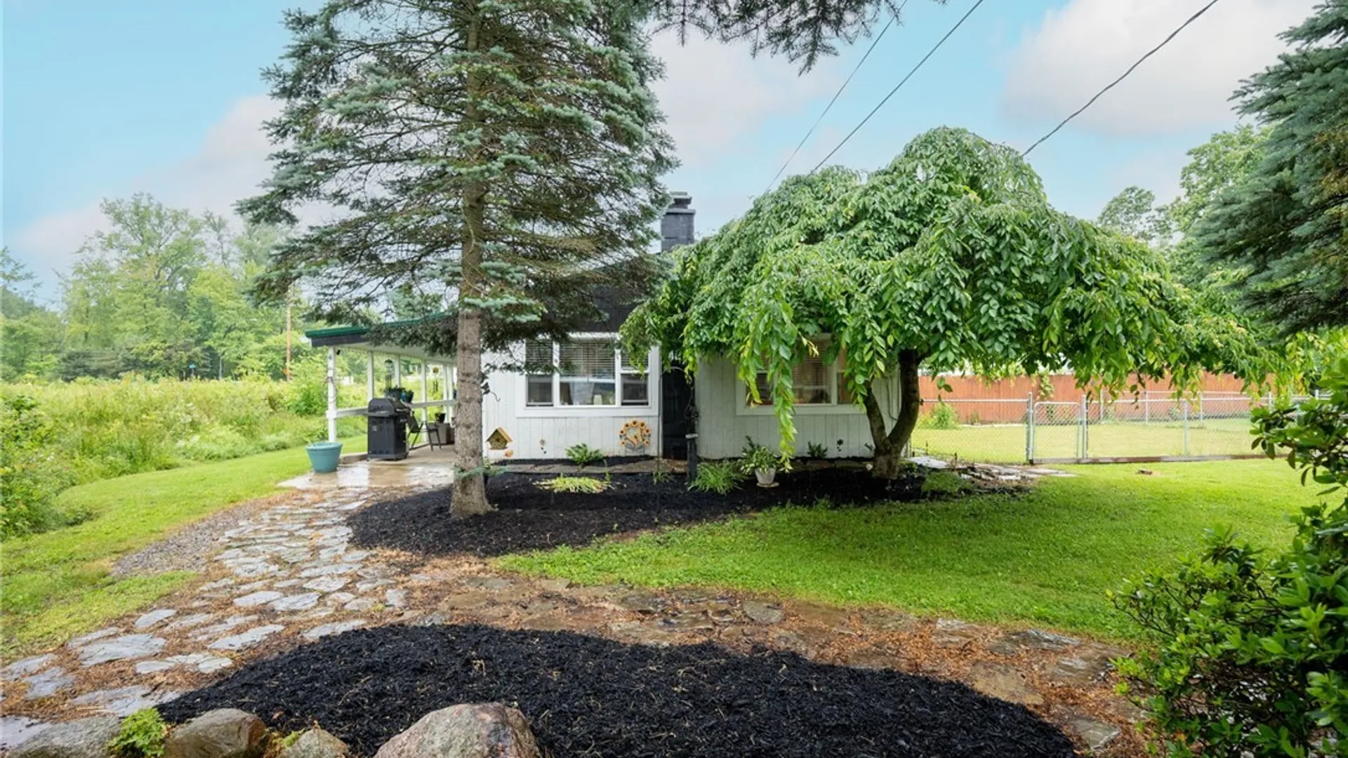 Property at 487 Kennedy Avenue, Evans, NY 14006 4